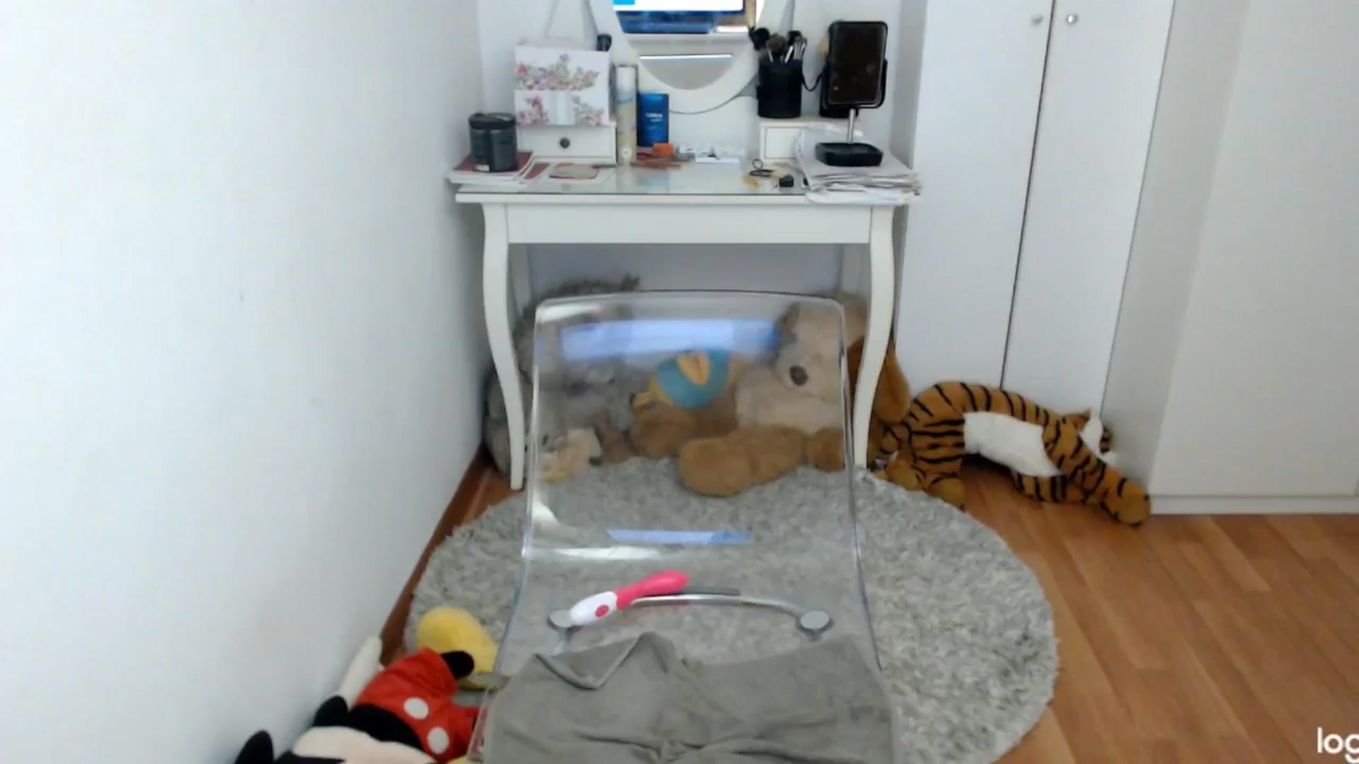 Gallery image thumbnail from SummerJewel's myfreecams stream on, 06/06/2024, 08:59 image 7 of 20