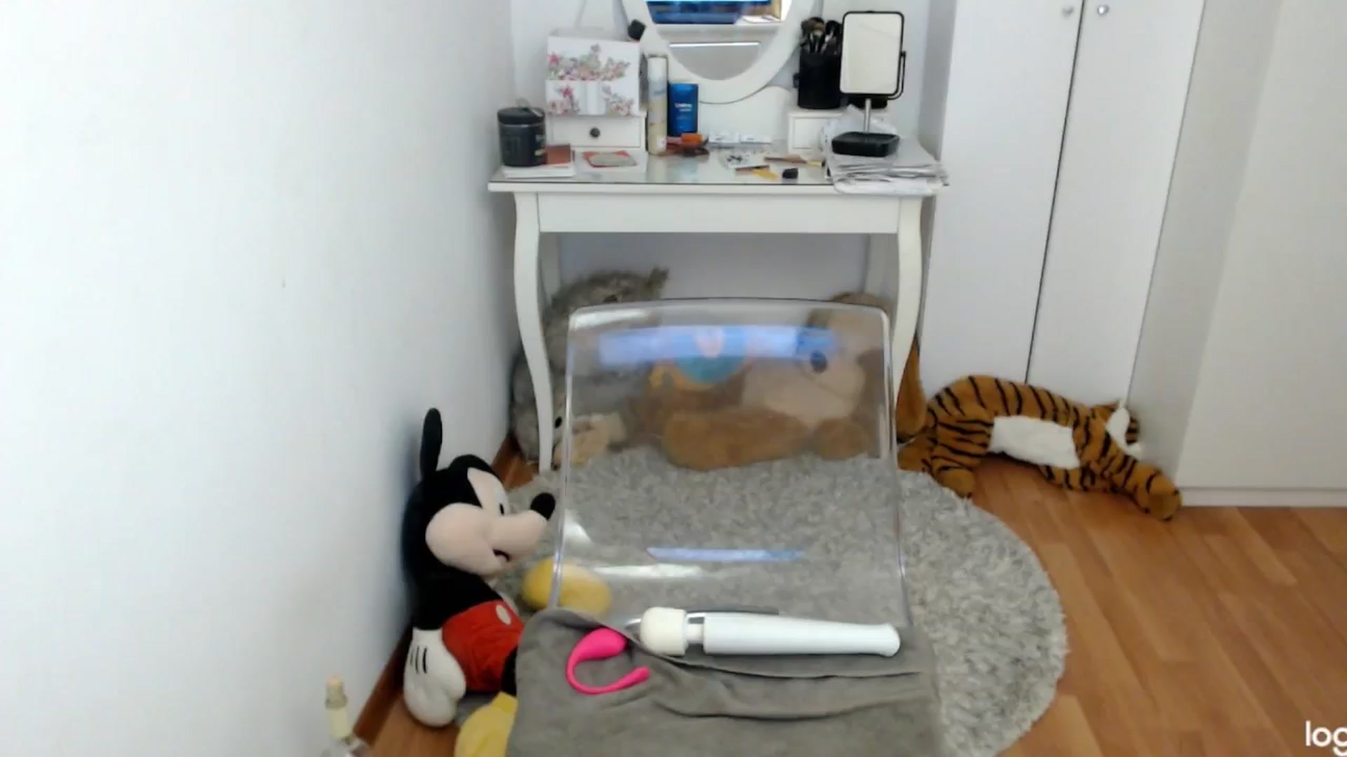 Gallery image thumbnail from SummerJewel's myfreecams stream on, 06/09/2024, 08:51 image 14 of 20