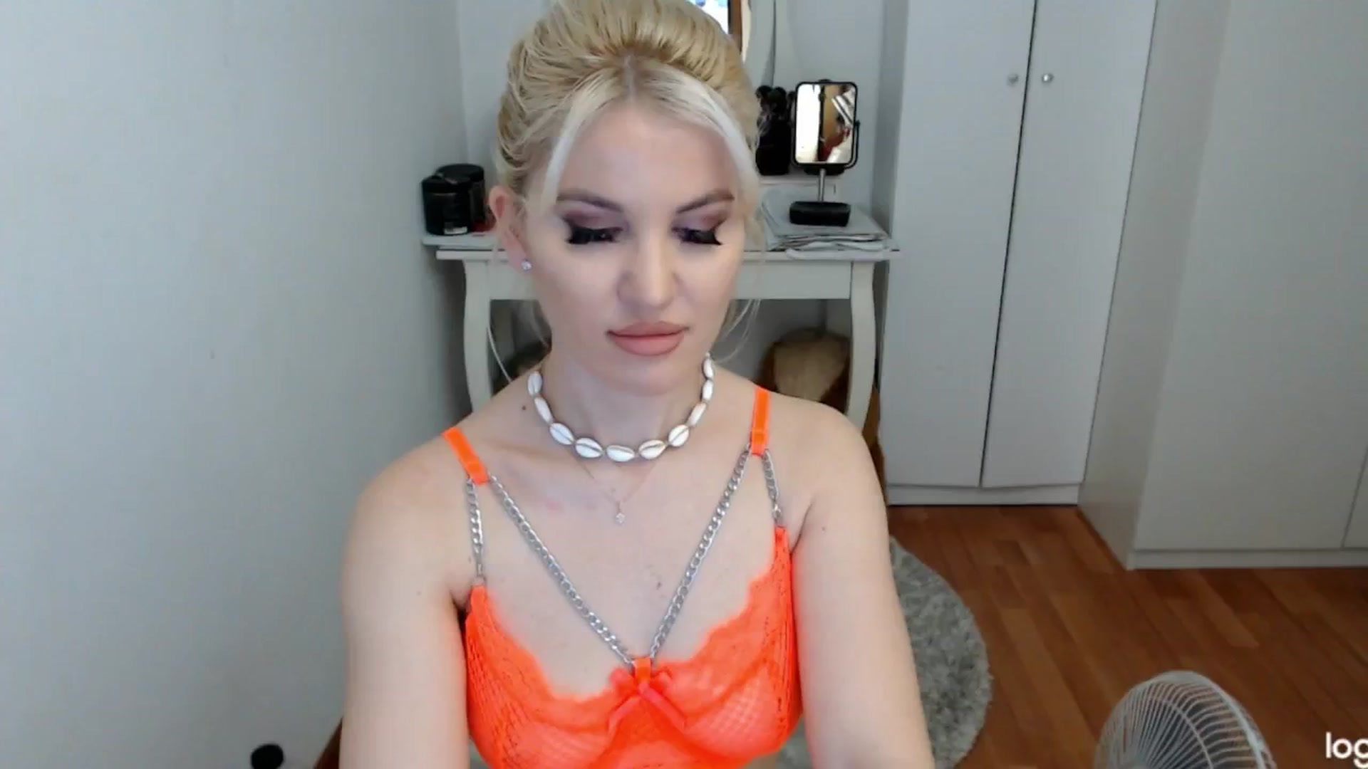 Gallery image thumbnail from SummerJewel's myfreecams stream on, 06/25/2024, 04:53 image 14 of 20