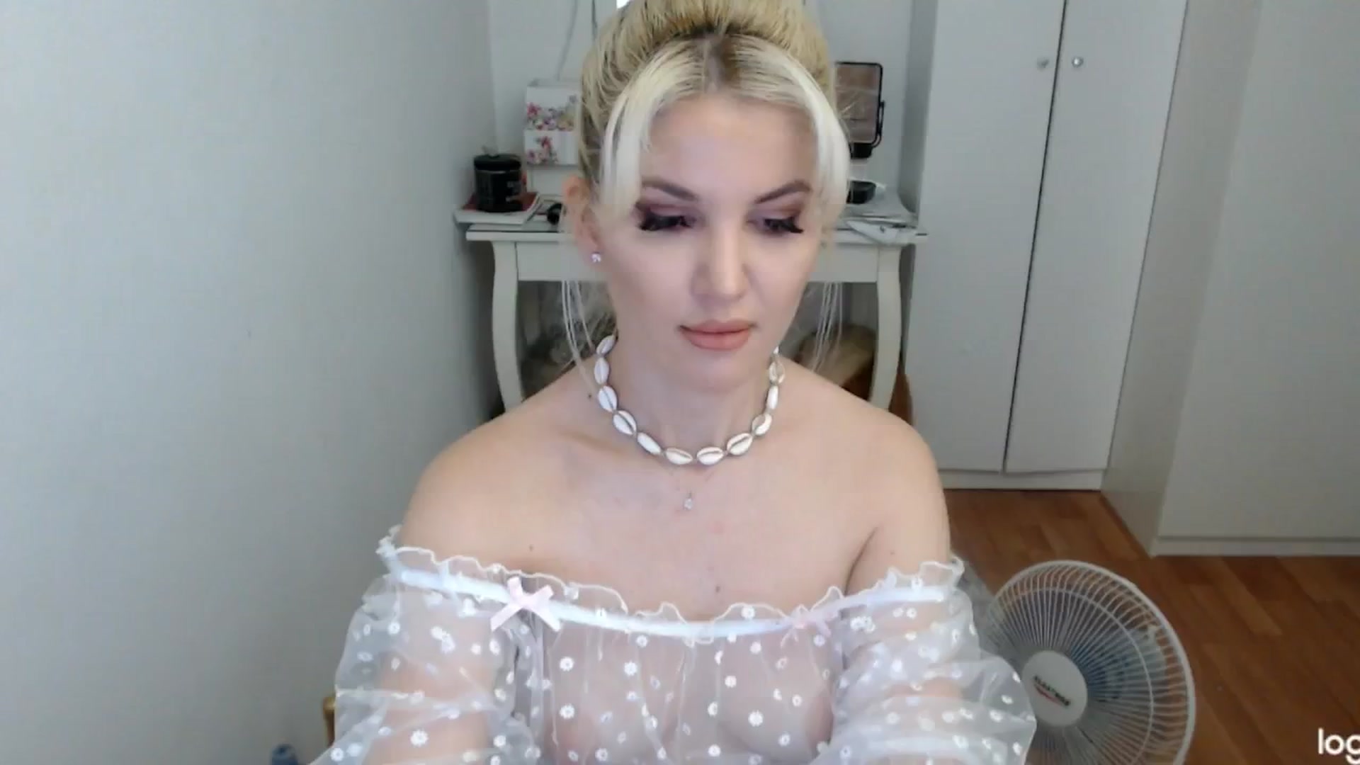 Gallery image thumbnail from SummerJewel's myfreecams stream on, 07/08/2024, 04:46 image 1 of 20