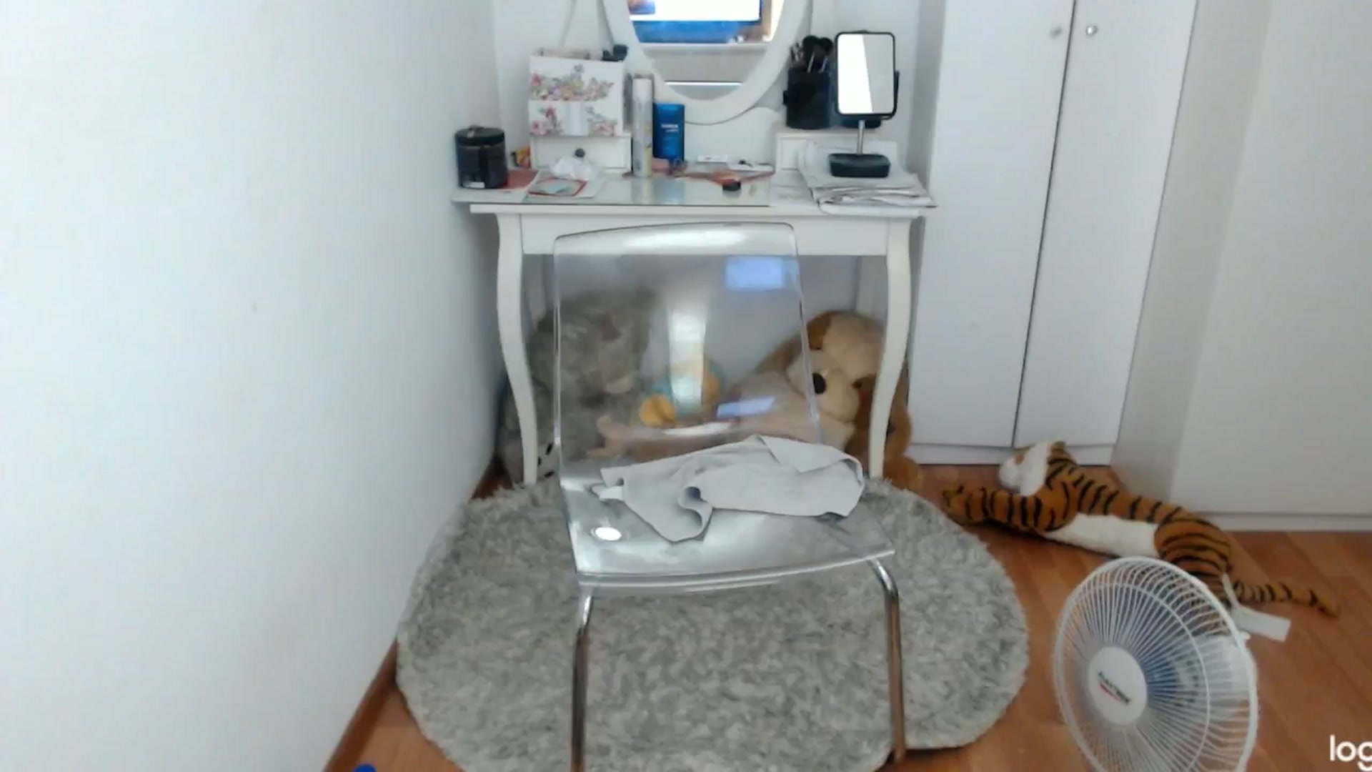 Gallery image thumbnail from SummerJewel's myfreecams stream on, 08/08/2024, 08:57 image 16 of 20