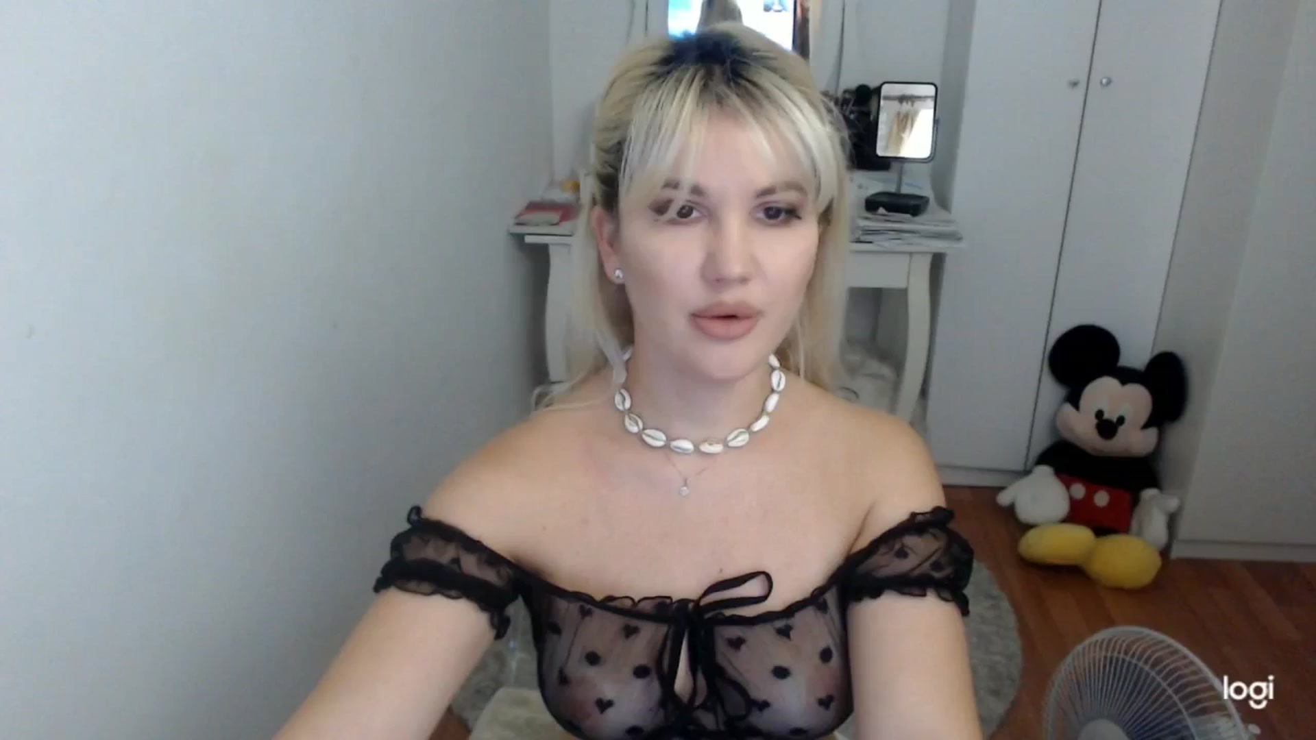 Gallery image thumbnail from SummerJewel's myfreecams stream on, 07/22/2025, 05:55 image 3 of 20