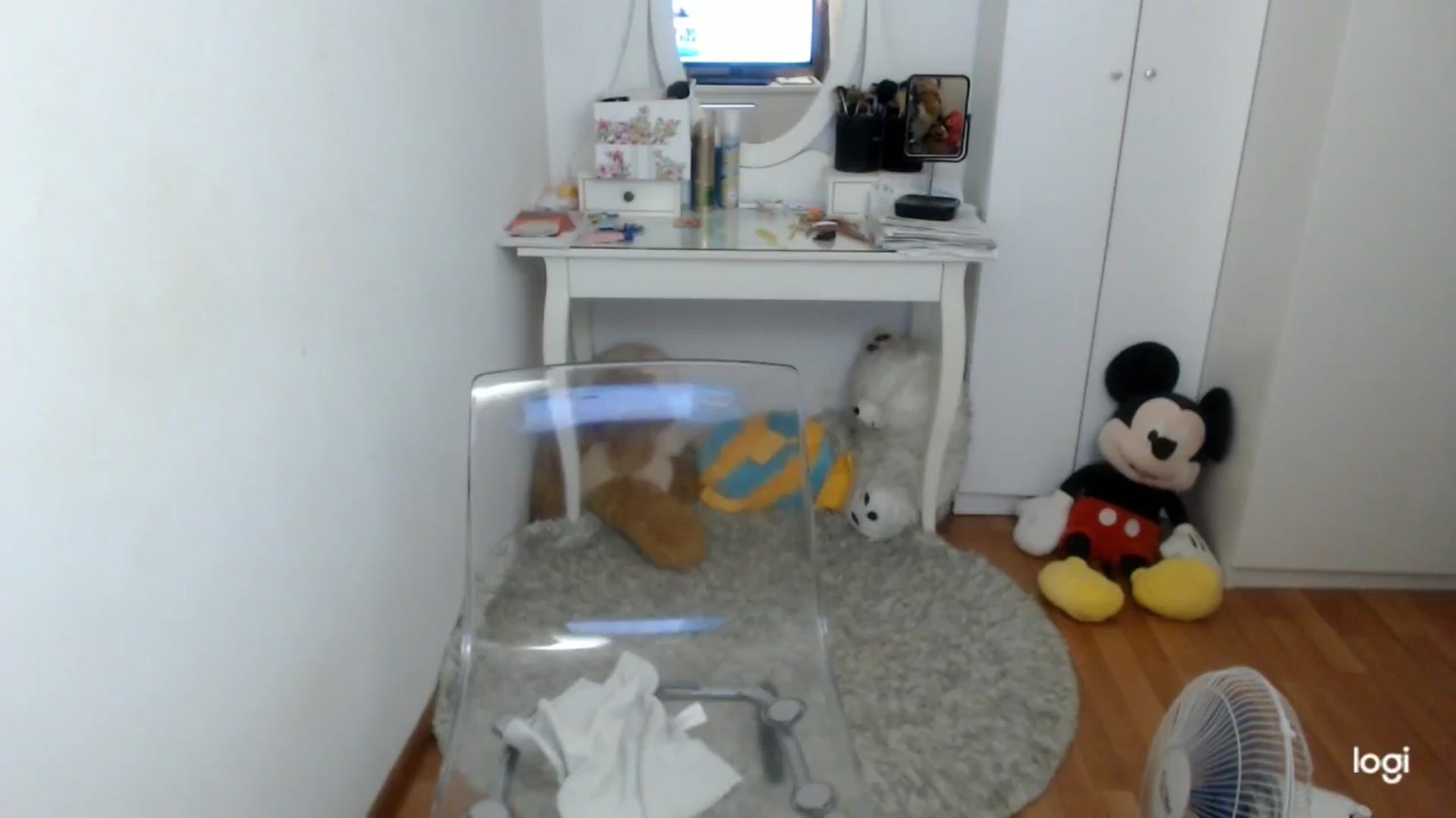 Gallery image thumbnail from SummerJewel's myfreecams stream on, 08/08/2025, 08:32 image 20 of 20
