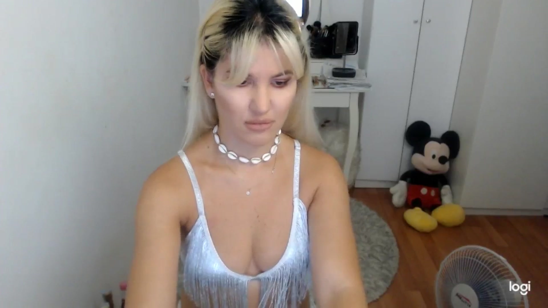 Gallery image thumbnail from SummerJewel's myfreecams stream on, 08/14/2025, 06:05 image 11 of 20