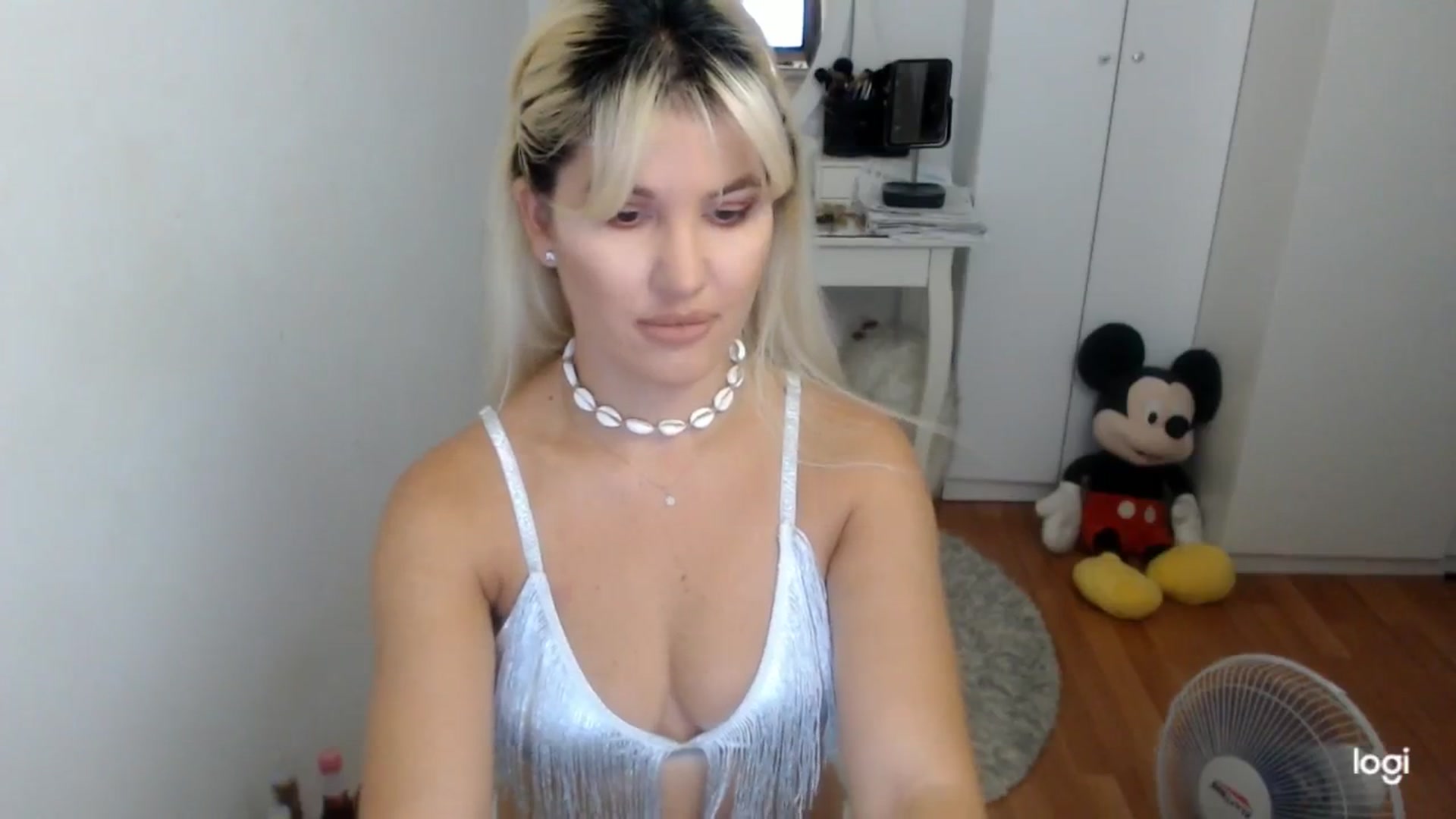 Gallery image thumbnail from SummerJewel's myfreecams stream on, 08/14/2025, 06:05 image 6 of 20