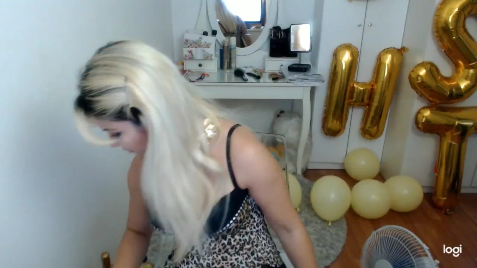 Gallery image thumbnail from SummerJewel's myfreecams stream on, 08/22/2025, 06:15 image 13 of 20