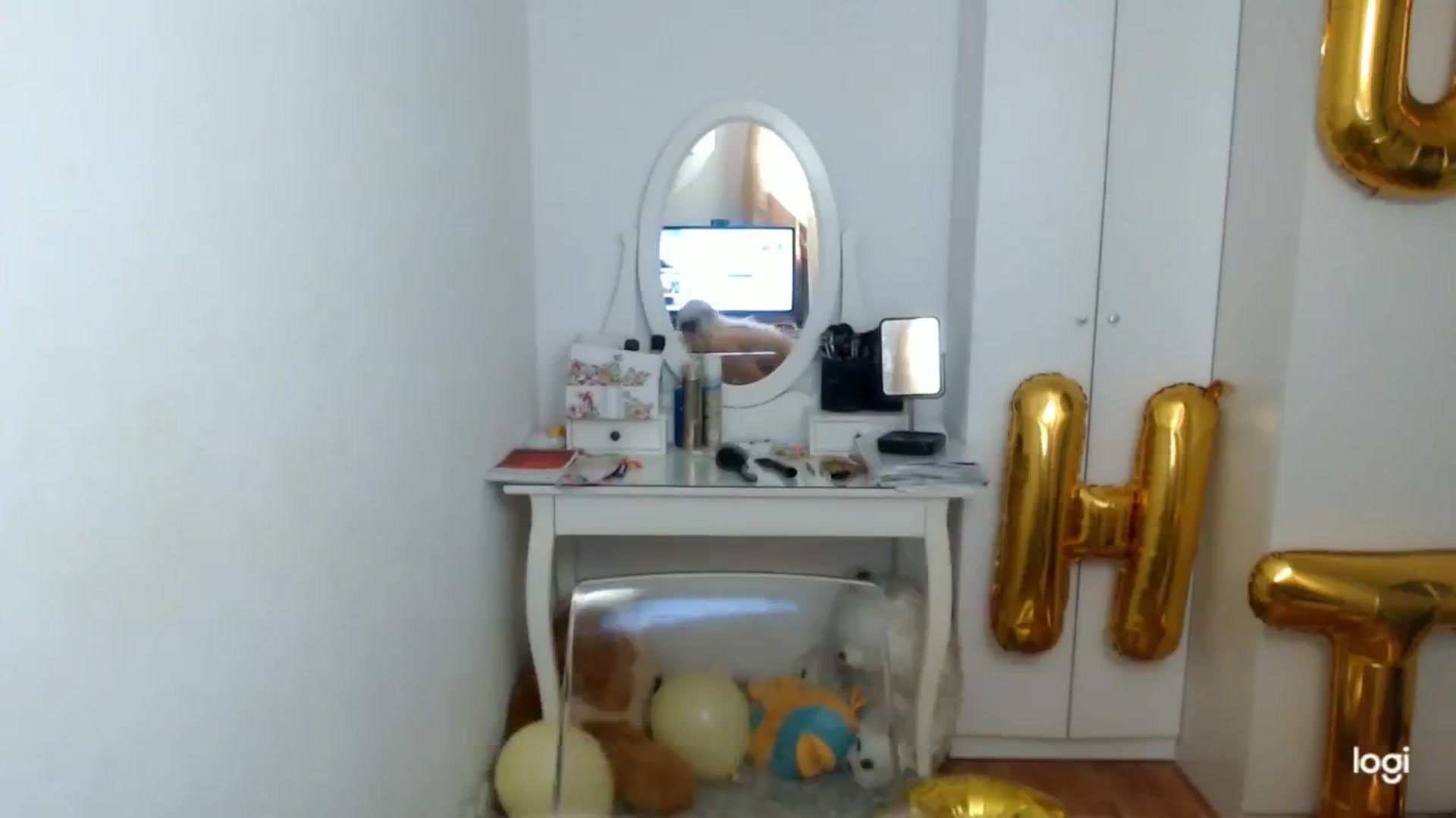 Gallery image thumbnail from SummerJewel's myfreecams stream on, 08/22/2025, 07:21 image 17 of 20