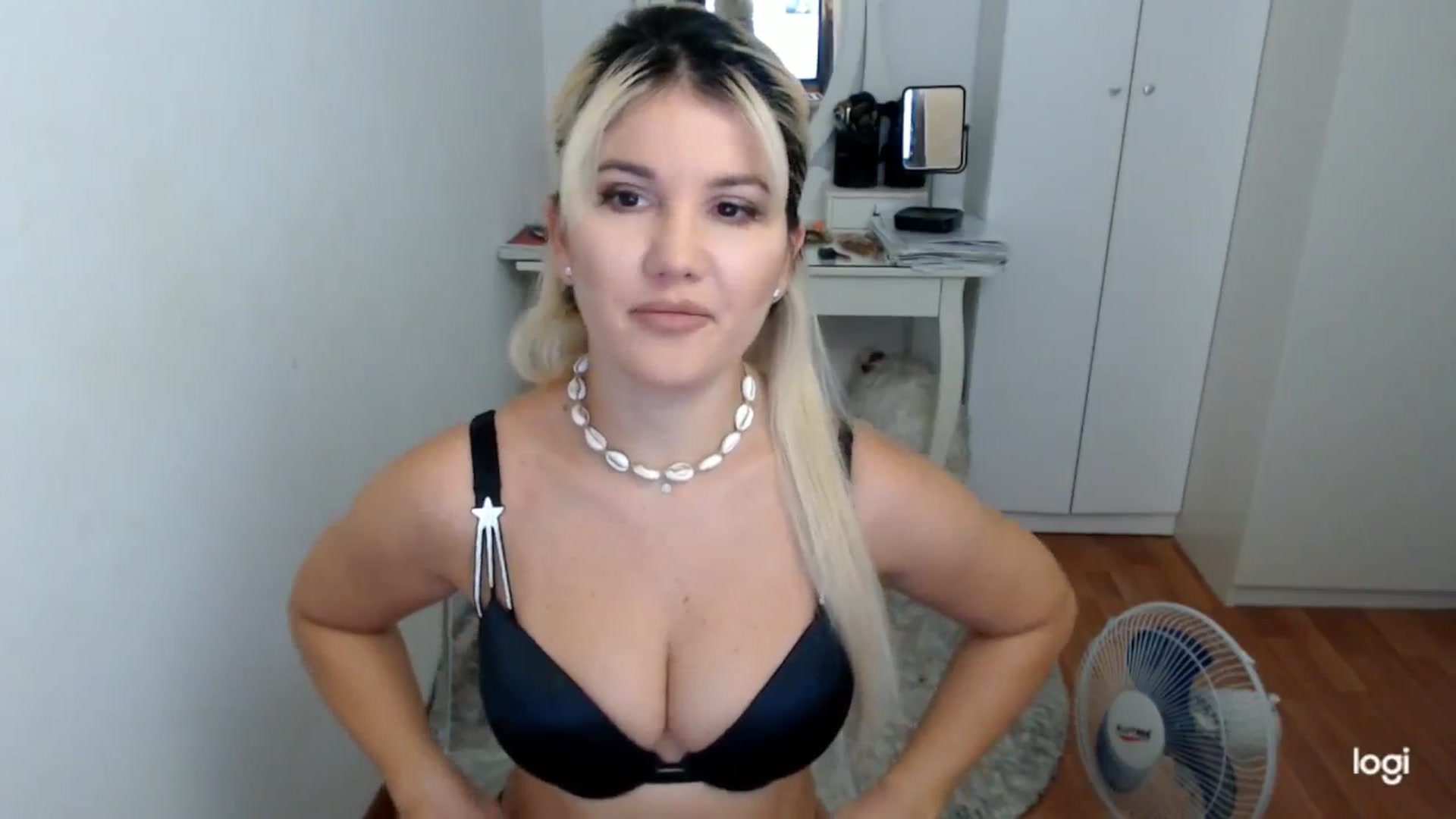 Gallery image thumbnail from SummerJewel's myfreecams stream on, 08/27/2025, 05:52 image 20 of 20