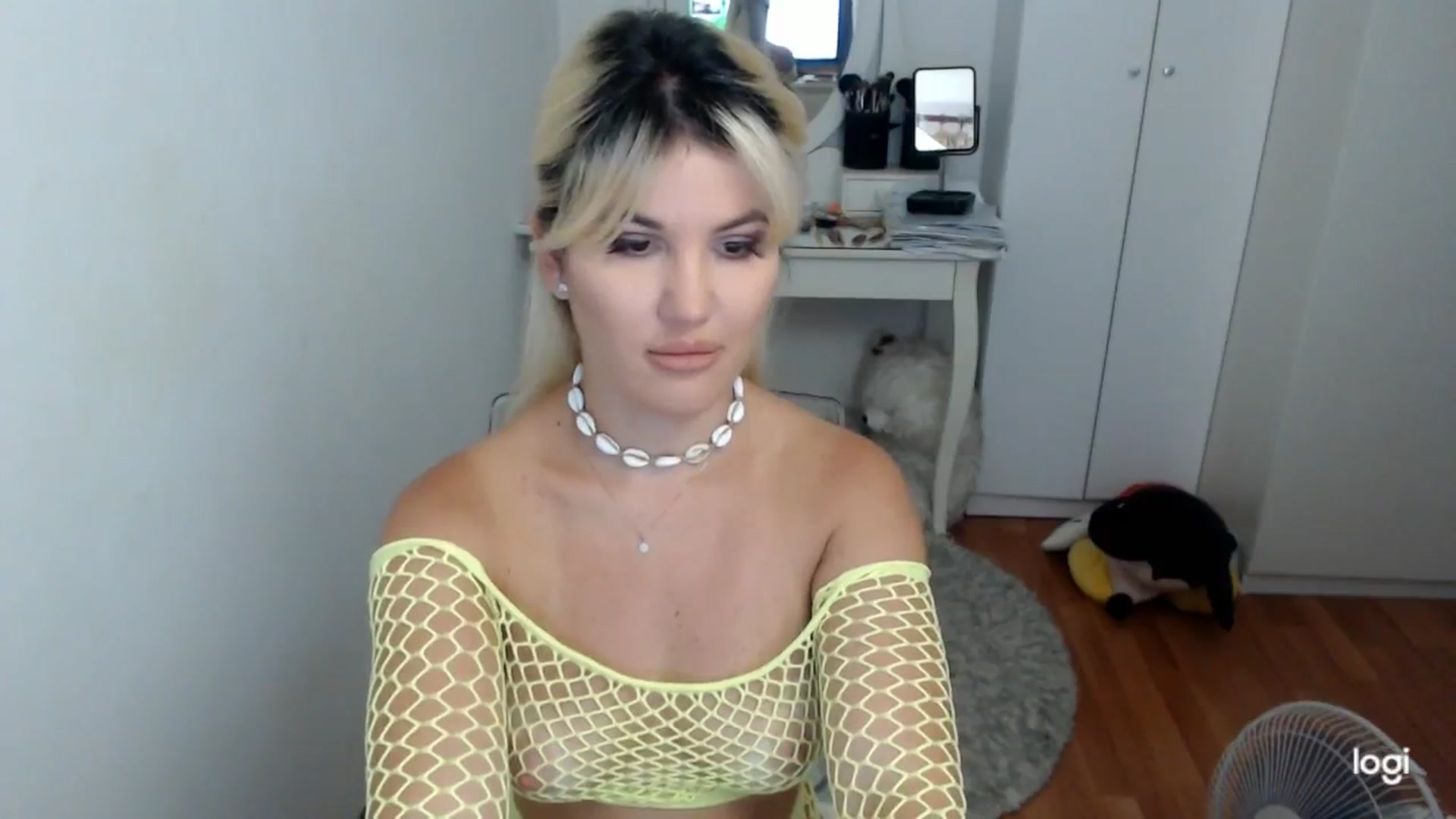 Gallery image thumbnail from SummerJewel's myfreecams stream on, 09/02/2025, 07:51 image 4 of 20