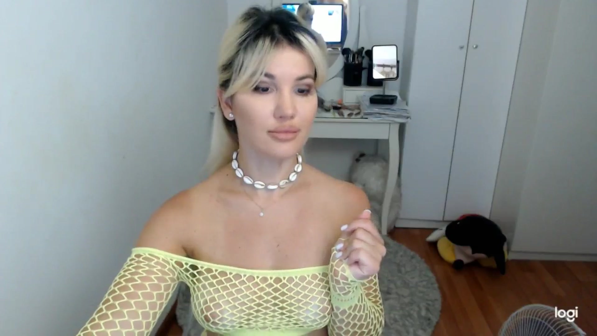 Gallery image thumbnail from SummerJewel's myfreecams stream on, 09/02/2025, 07:51 image 6 of 20