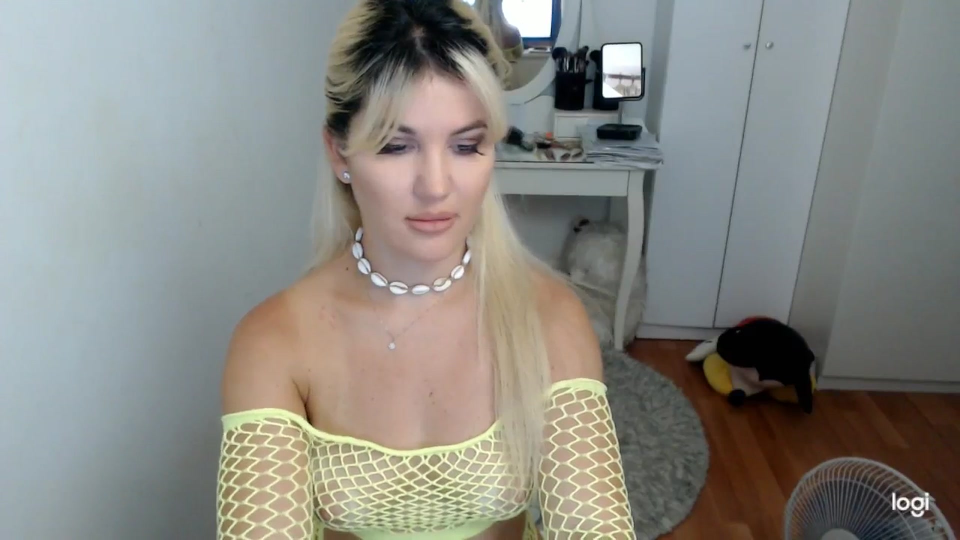 Gallery image thumbnail from SummerJewel's myfreecams stream on, 09/02/2025, 07:51 image 9 of 20