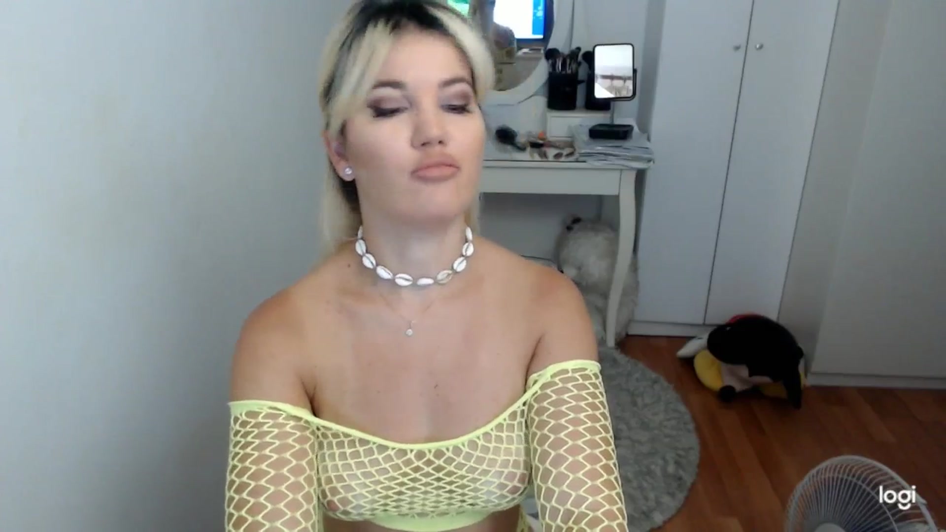 Gallery image thumbnail from SummerJewel's myfreecams stream on, 09/02/2025, 07:51 image 3 of 20