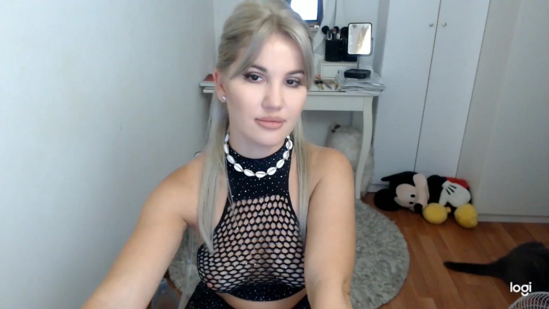 Gallery image thumbnail from SummerJewel's myfreecams stream on, 09/05/2025, 08:38 image 2 of 20