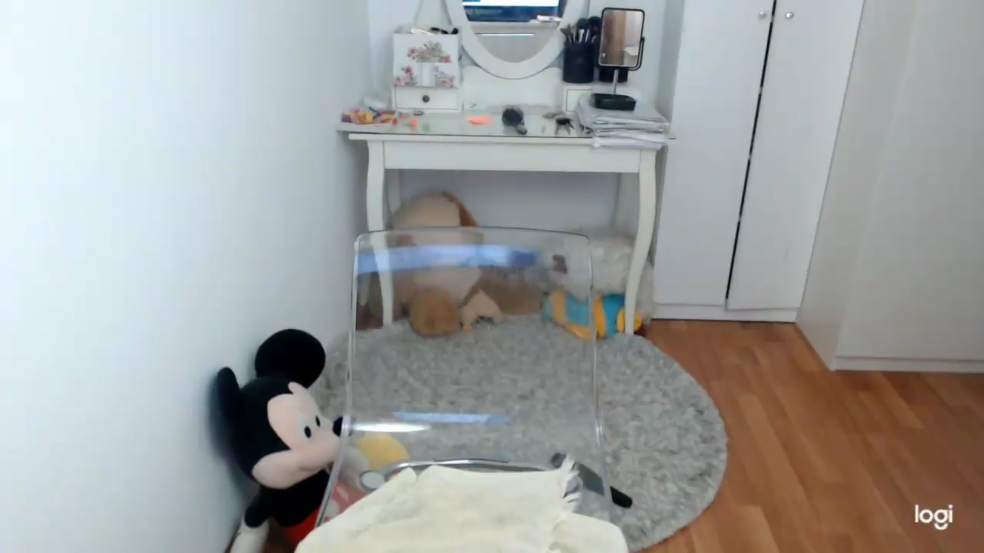 Gallery image thumbnail from SummerJewel's myfreecams stream on, 06/01/2026, 08:45 image 11 of 20
