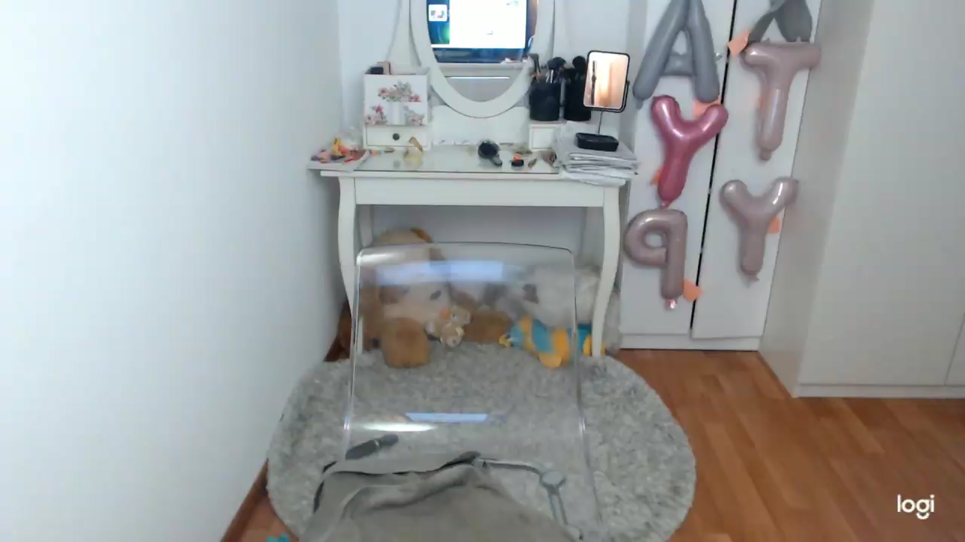 Gallery image thumbnail from SummerJewel's myfreecams stream on, 06/06/2026, 09:56 image 12 of 20