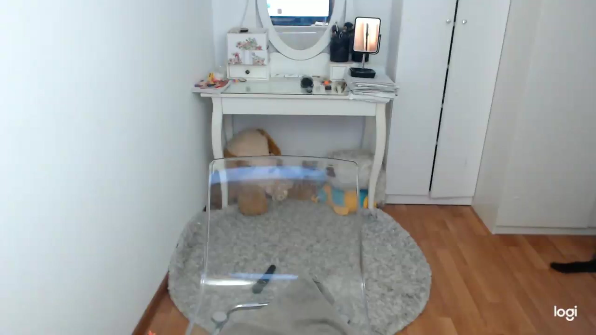 Gallery image thumbnail from SummerJewel's myfreecams stream on, 06/07/2026, 08:38 image 12 of 20