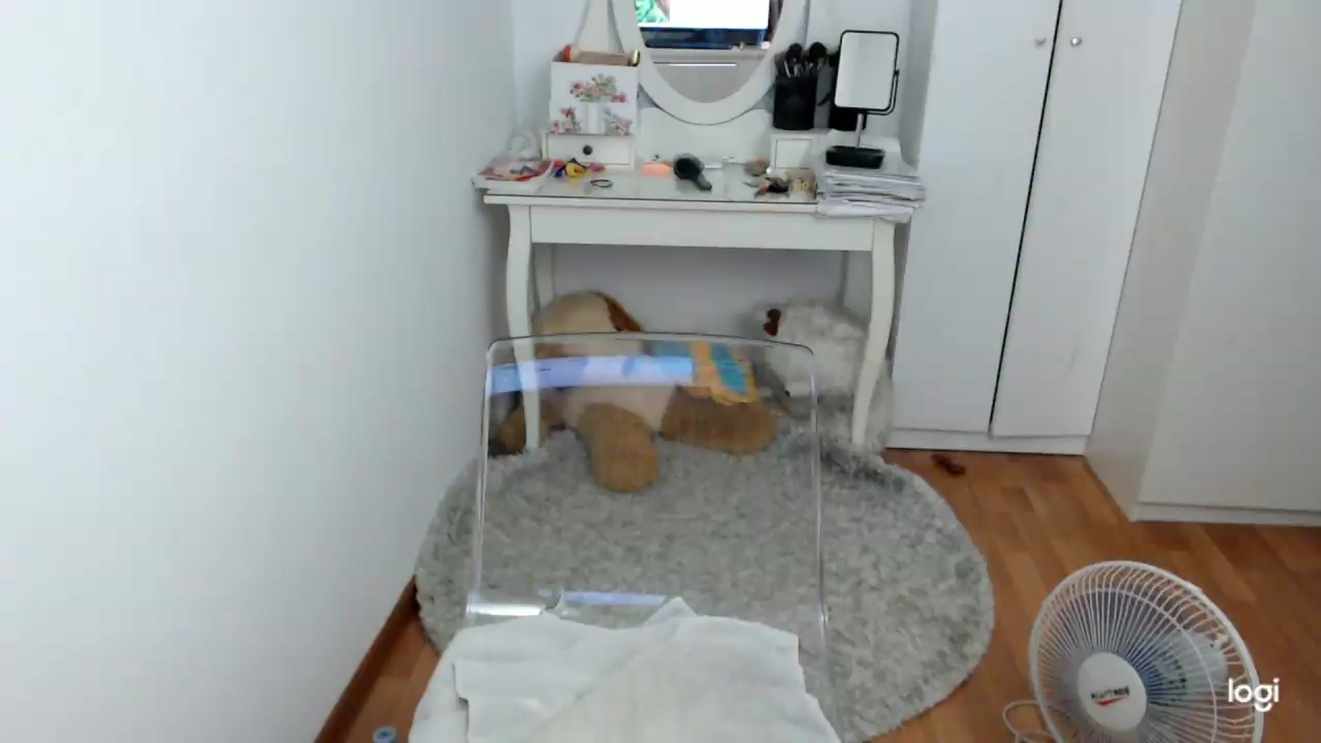 Gallery image thumbnail from SummerJewel's myfreecams stream on, 08/16/2026, 08:55 image 6 of 20