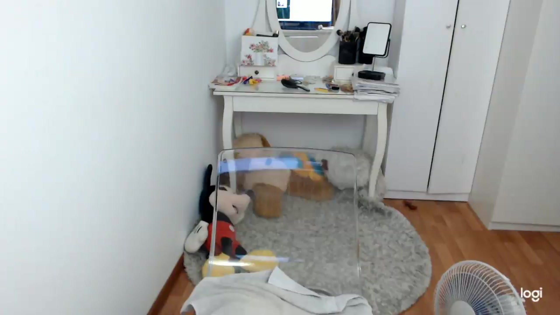 Gallery image thumbnail from SummerJewel's myfreecams stream on, 08/19/2026, 08:21 image 18 of 20