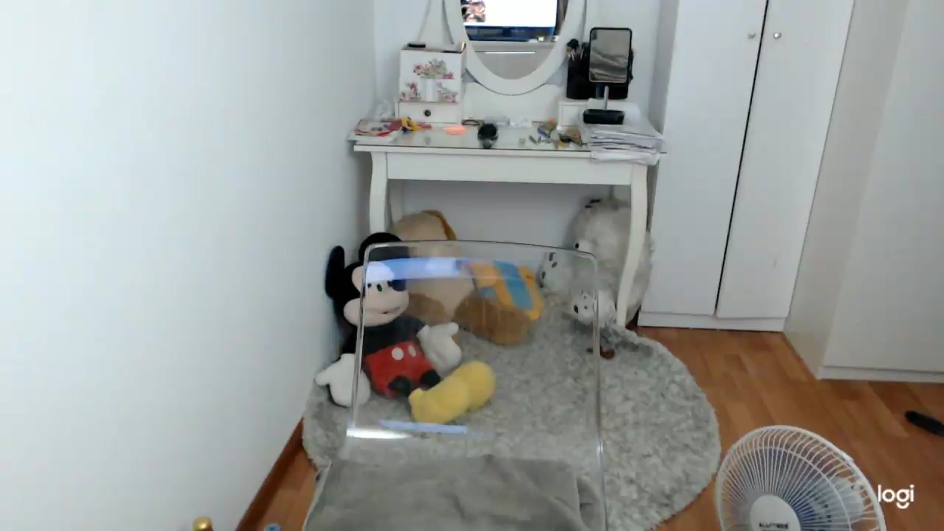 Gallery image thumbnail from SummerJewel's myfreecams stream on, 08/22/2026, 08:54 image 13 of 20