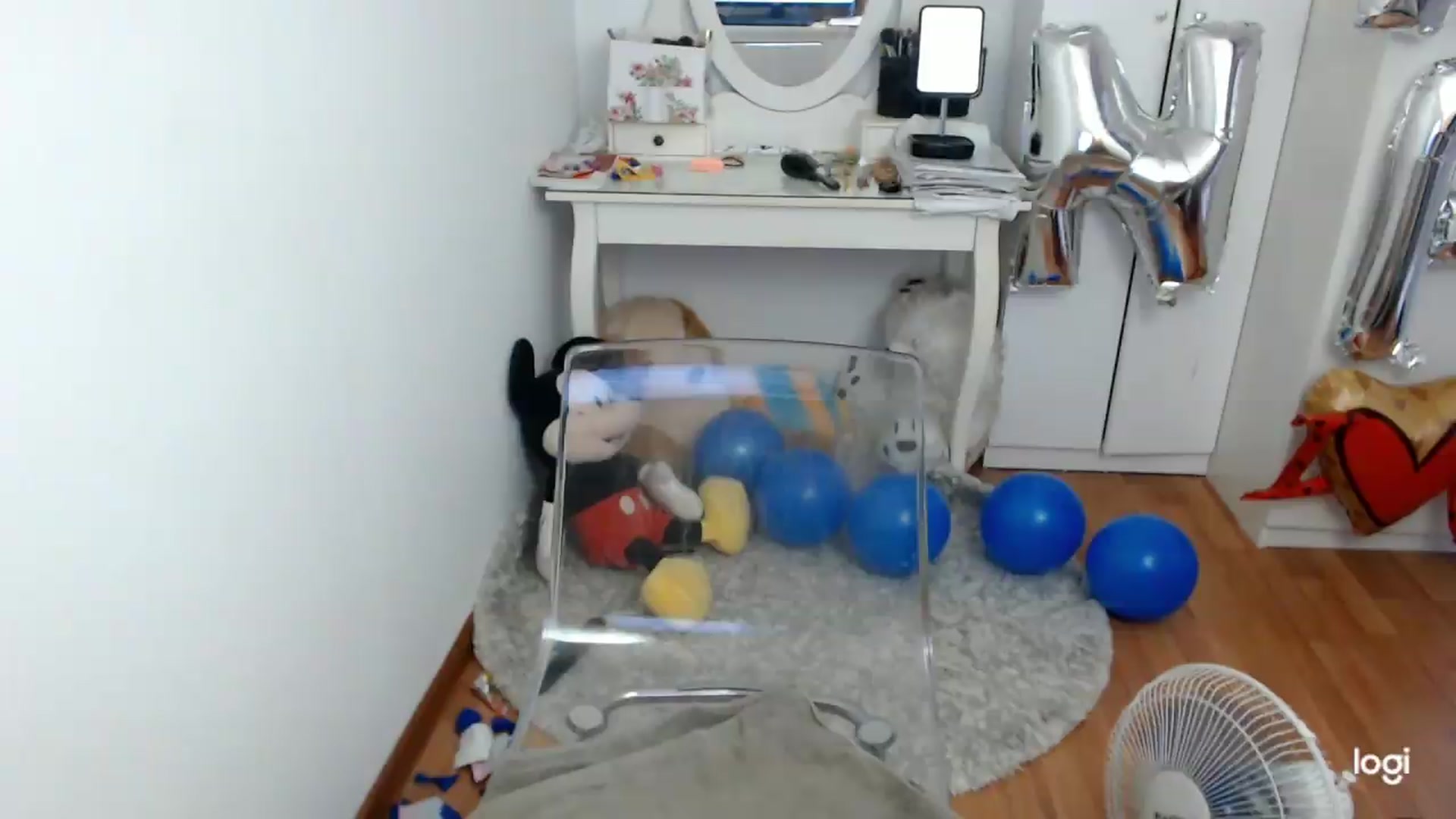 Gallery image thumbnail from SummerJewel's myfreecams stream on, 08/23/2026, 10:00 image 9 of 20