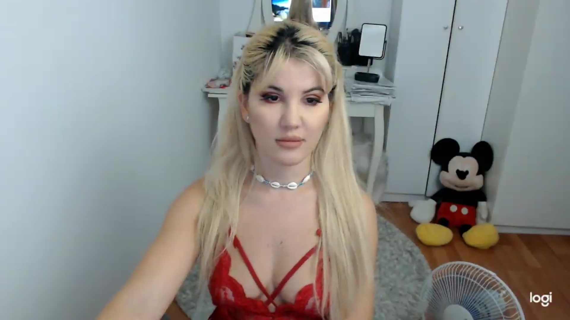Gallery image thumbnail from SummerJewel's myfreecams stream on, 08/29/2026, 07:50 image 4 of 20