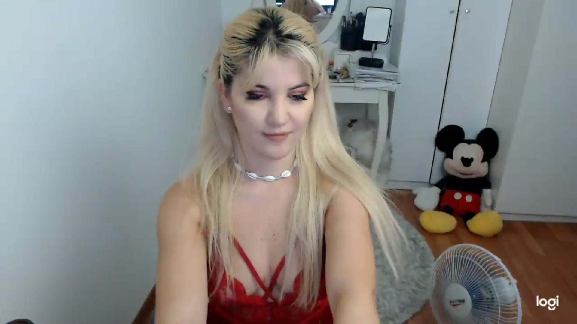 Gallery image thumbnail from SummerJewel's myfreecams stream on, 08/29/2026, 07:50 image 9 of 20