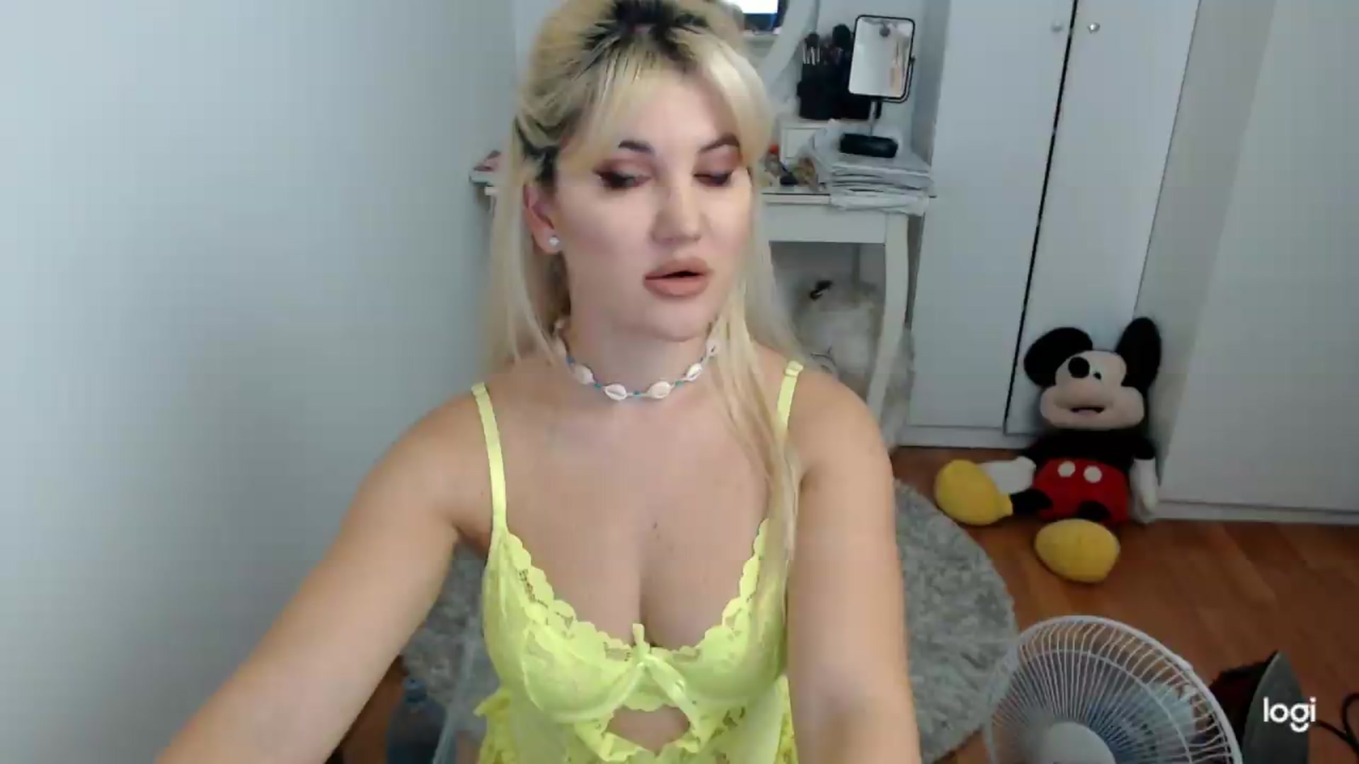 Gallery image thumbnail from SummerJewel's myfreecams stream on, 08/31/2026, 07:22 image 8 of 20