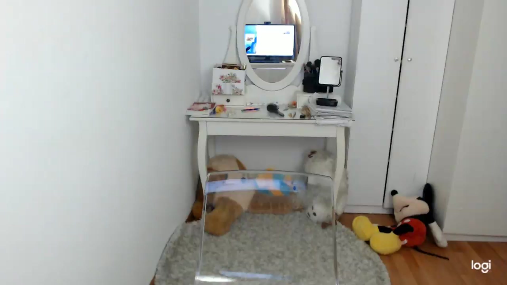 Gallery image thumbnail from SummerJewel's myfreecams stream on, 09/01/2026, 07:30 image 13 of 20