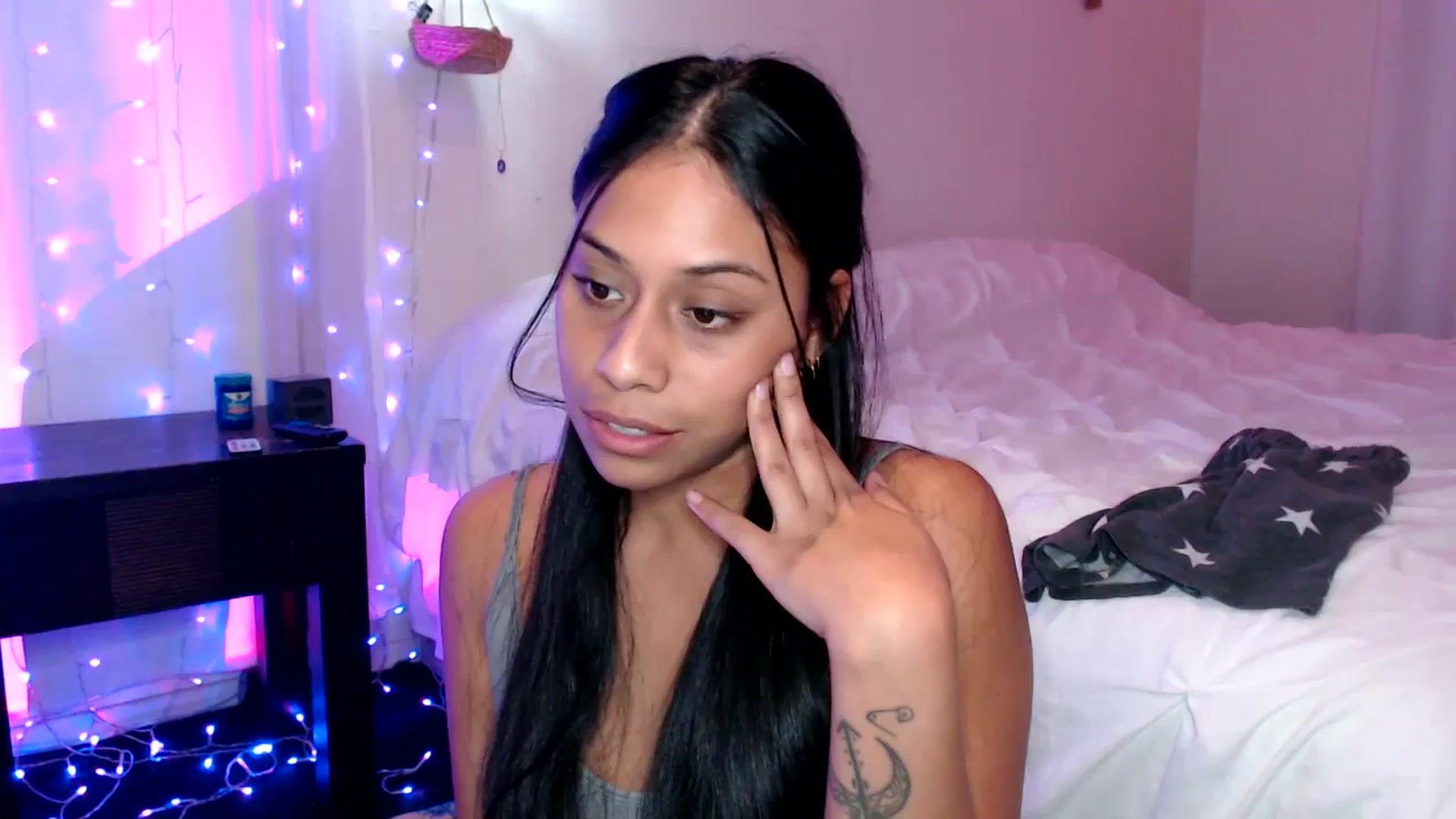 Gallery image thumbnail from SummerRayy's myfreecams stream on, 10/13/2024, 08:53 image 13 of 20