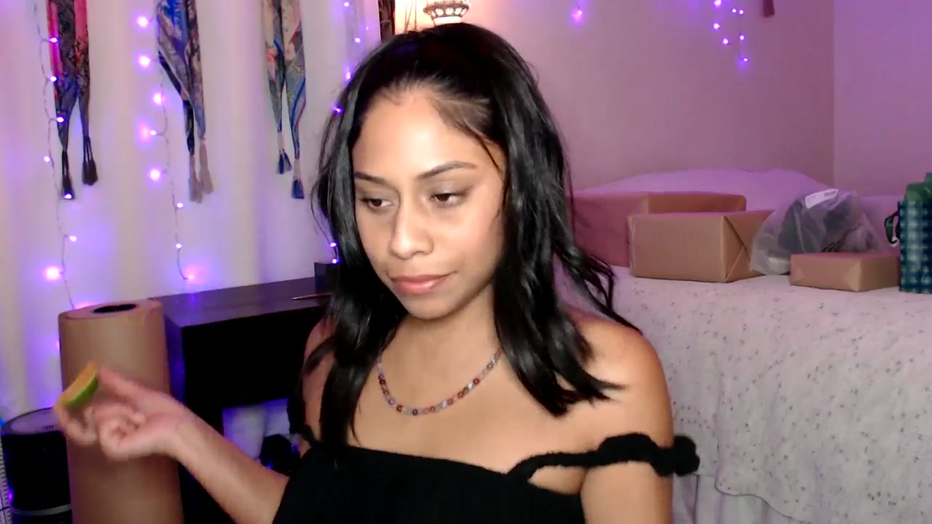 Gallery image thumbnail from SummerRayy's myfreecams stream on, 12/23/2024, 05:15 image 12 of 20