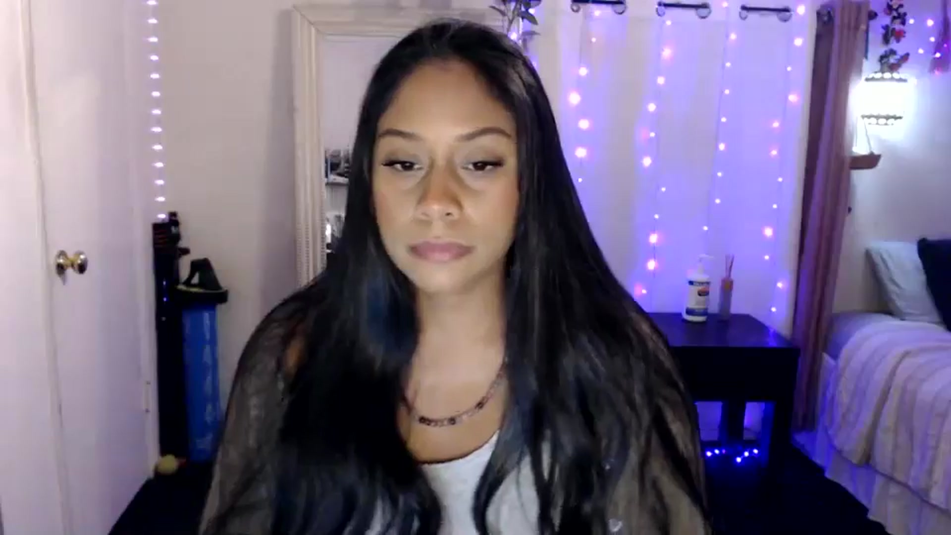 Gallery image thumbnail from SummerRayy's myfreecams stream on, 10/14/2025, 01:06 image 12 of 20