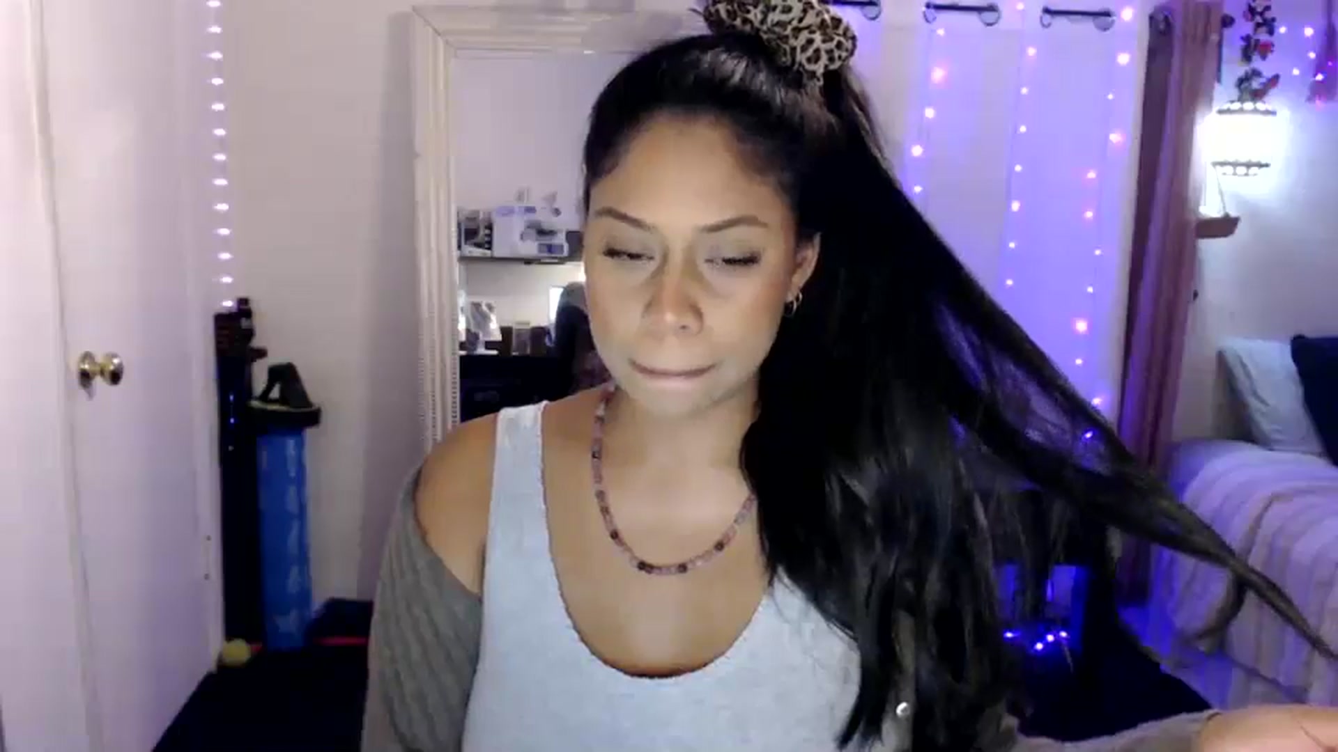 Gallery image thumbnail from SummerRayy's myfreecams stream on, 10/14/2025, 01:06 image 8 of 20