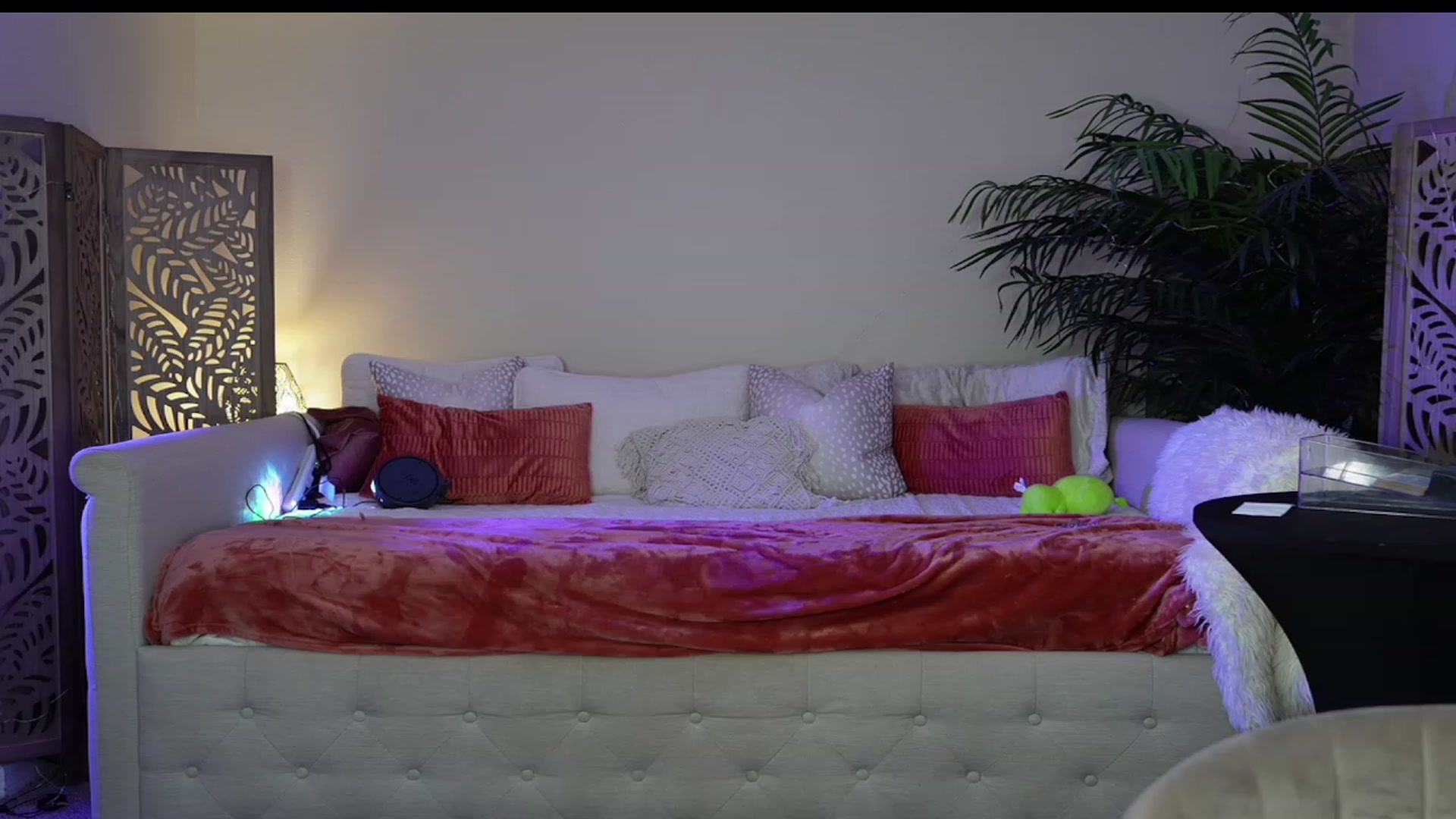 Gallery image thumbnail from Summer_Ari's myfreecams stream on, 08/07/2023, 02:28 image 19 of 20