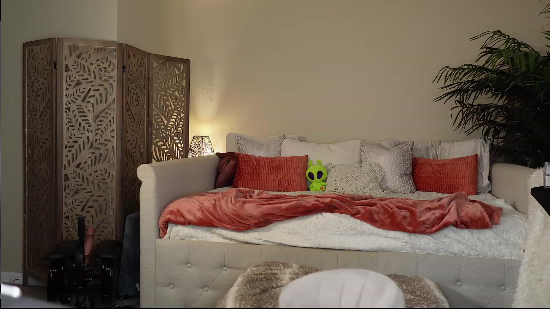 Gallery image thumbnail from Summer_Ari's myfreecams stream on, 08/20/2023, 05:46 image 4 of 20