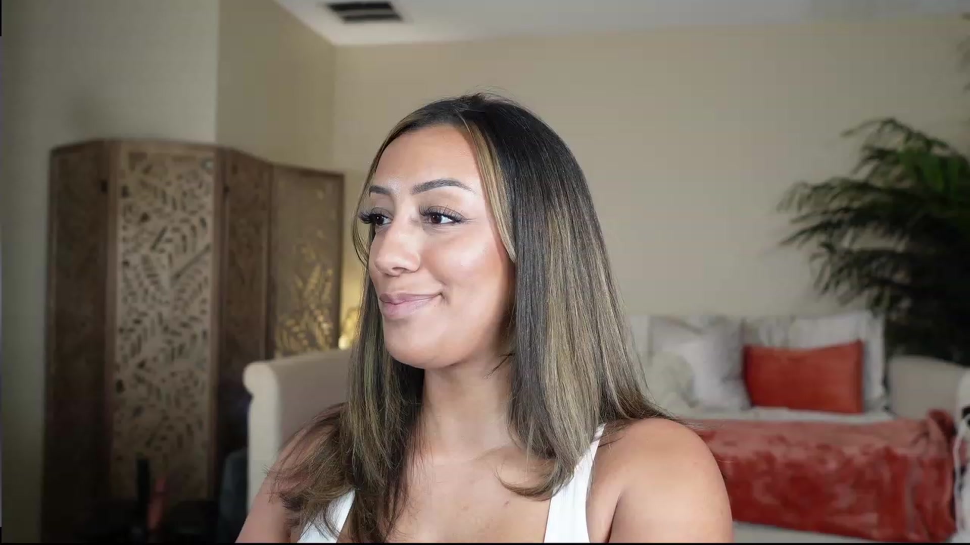 Gallery image thumbnail from Summer_Ari's myfreecams stream on, 08/22/2023, 06:00 image 18 of 20