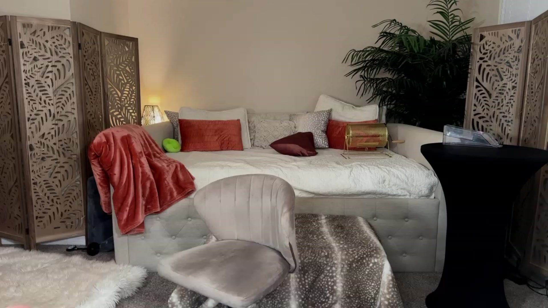Gallery image thumbnail from Summer_Ari's myfreecams stream on, 09/17/2023, 07:21 image 11 of 20
