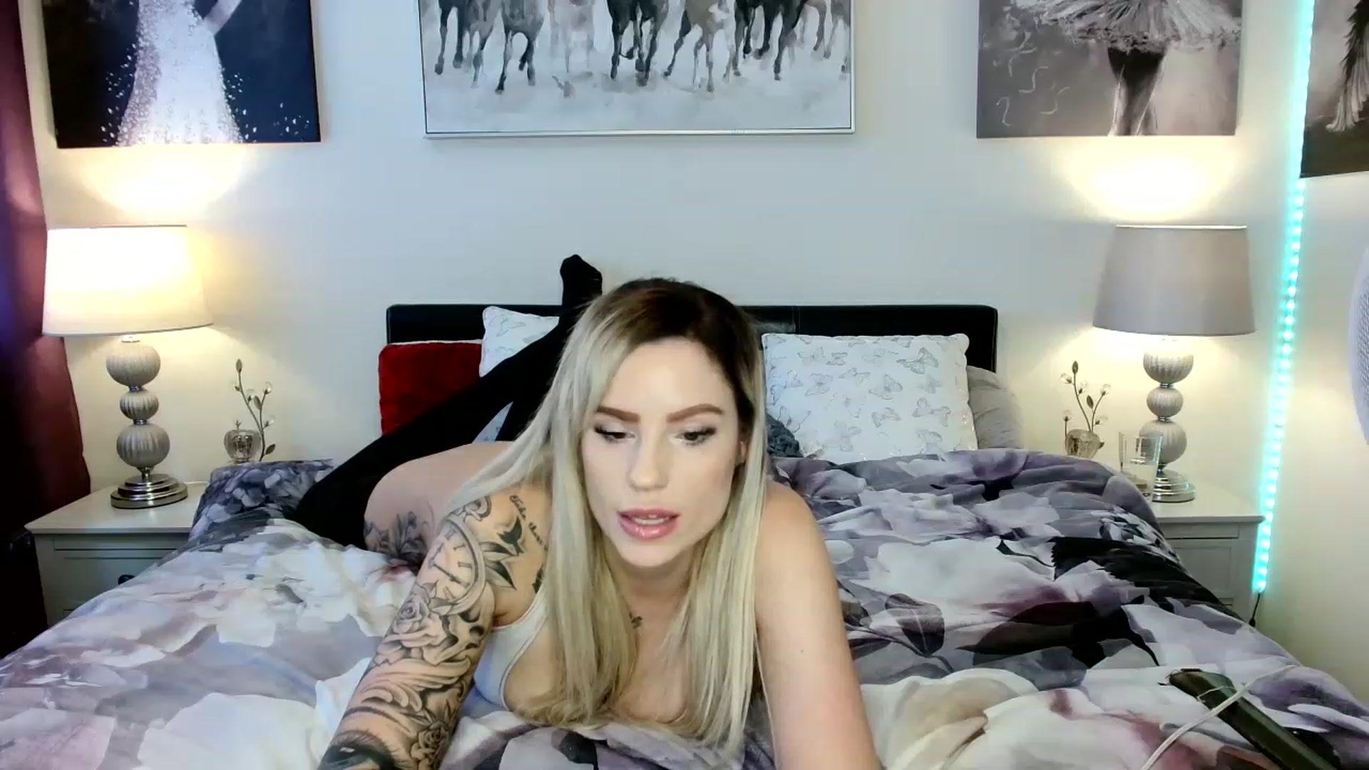 Gallery image thumbnail from Summer_FOX's myfreecams stream on, 08/12/2023, 12:55 image 14 of 20