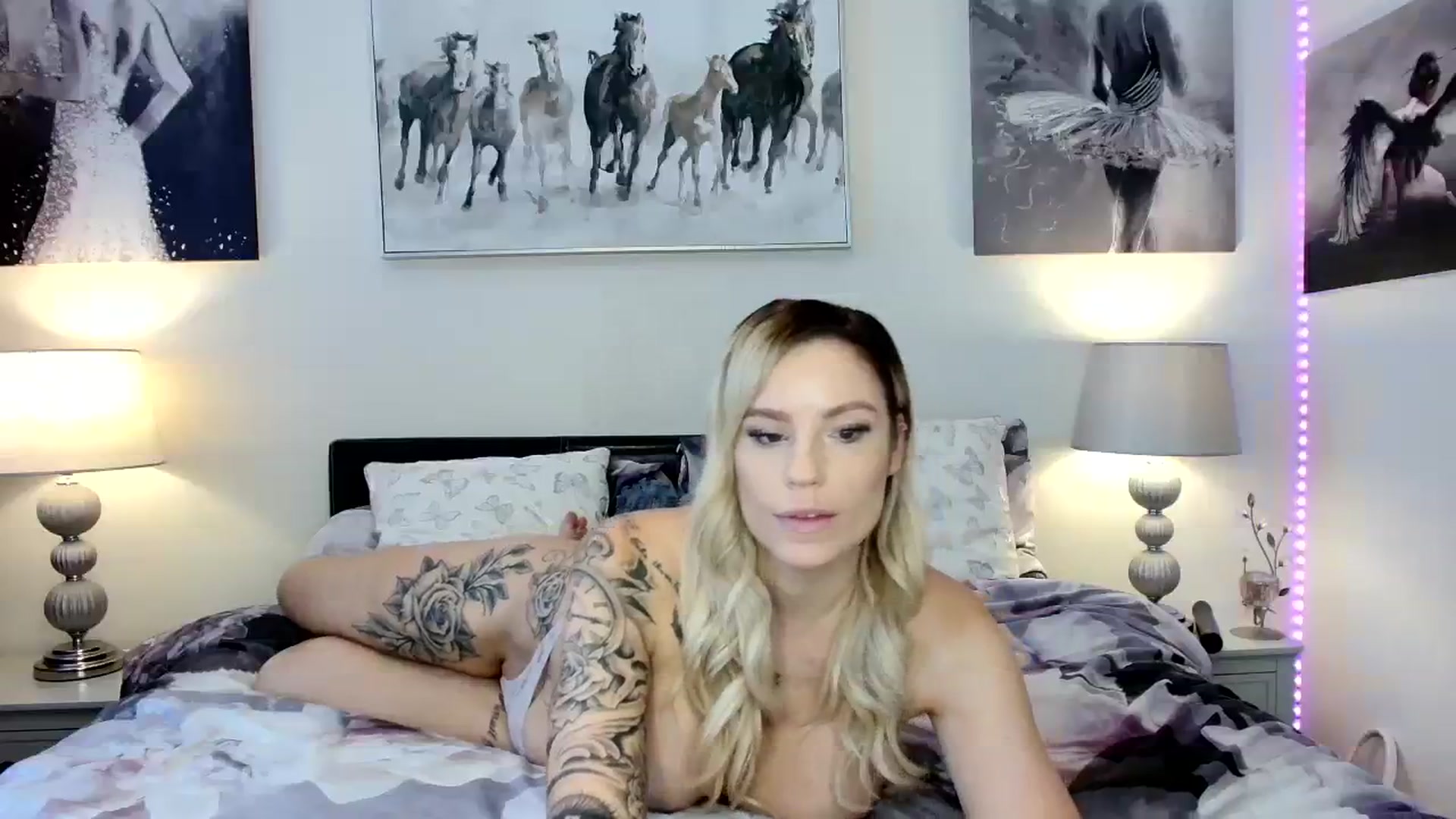 Gallery image thumbnail from Summer_FOX's myfreecams stream on, 08/16/2023, 12:16 image 13 of 20