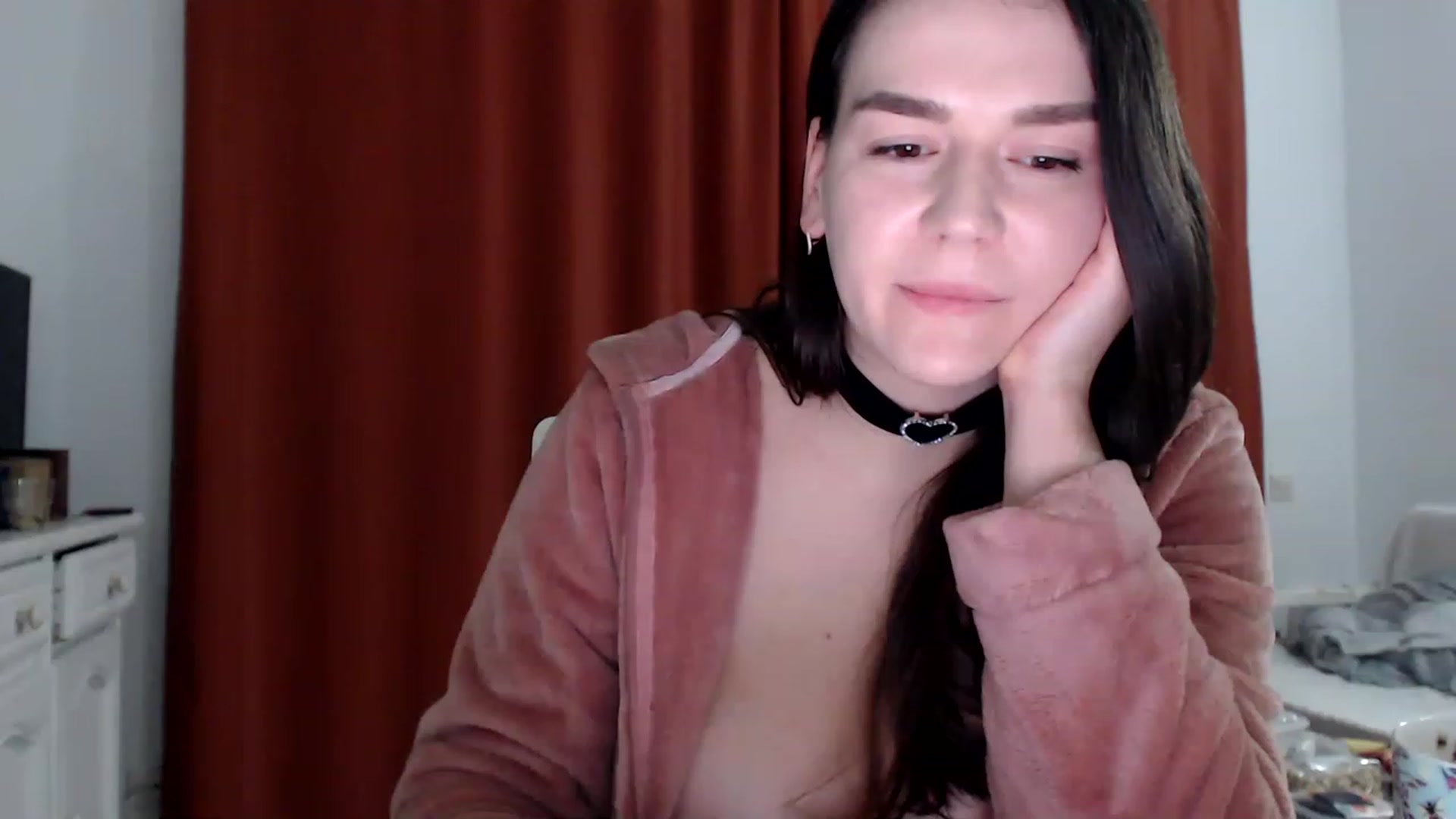 Gallery image thumbnail from Summer_Gold's myfreecams stream on, 12/13/2022, 24:14 image 15 of 20