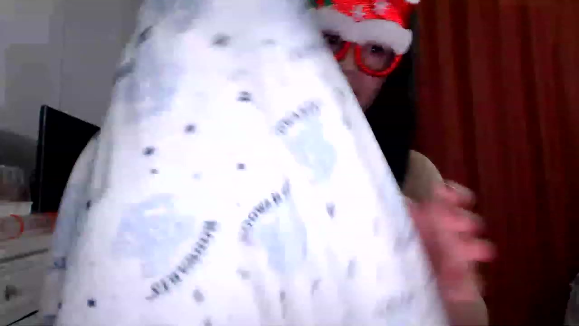 Gallery image thumbnail from Summer_Gold's myfreecams stream on, 12/27/2022, 21:02 image 18 of 20