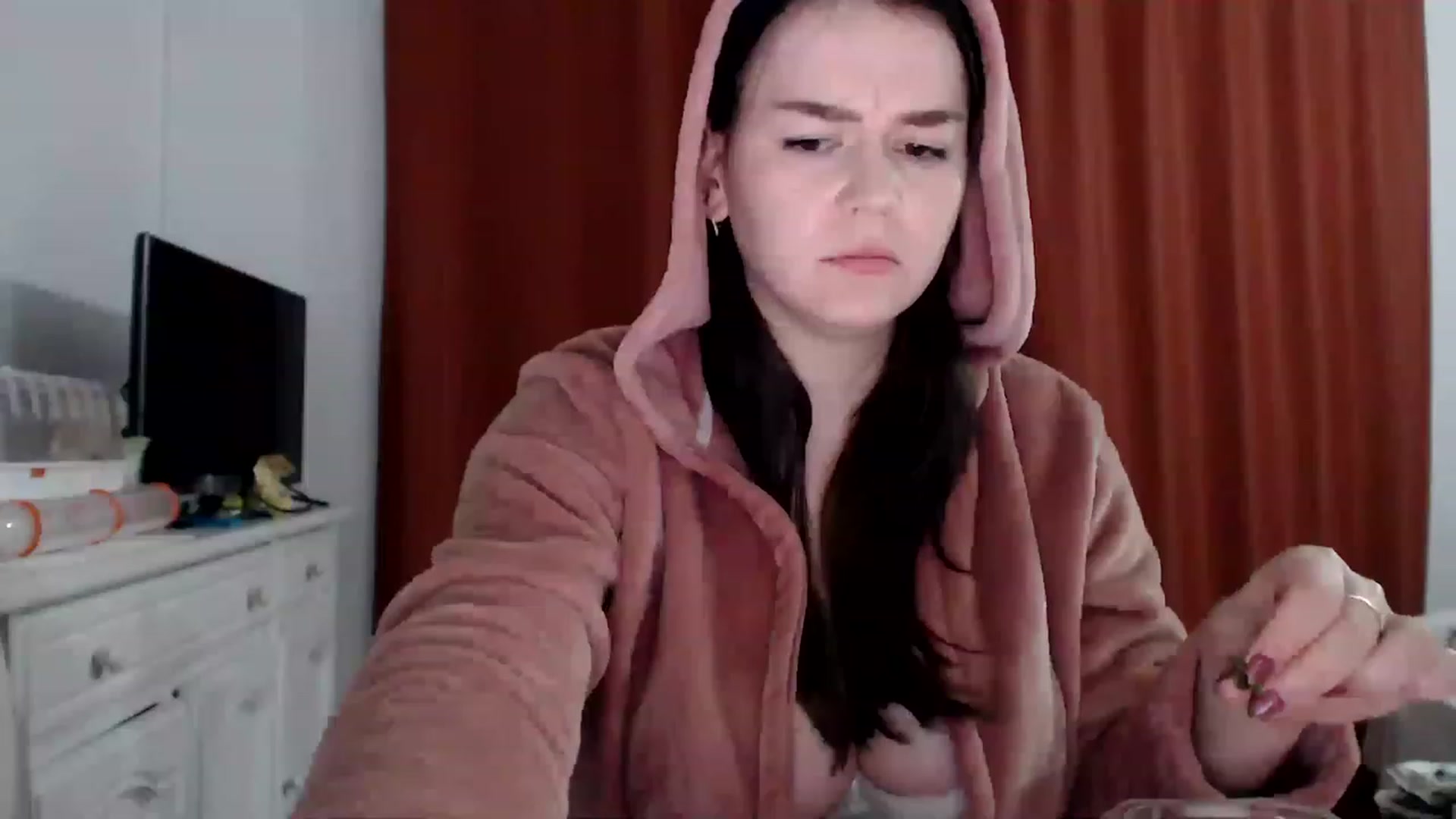 Gallery image thumbnail from Summer_Gold's myfreecams stream on, 01/05/2023, 02:14 image 8 of 20