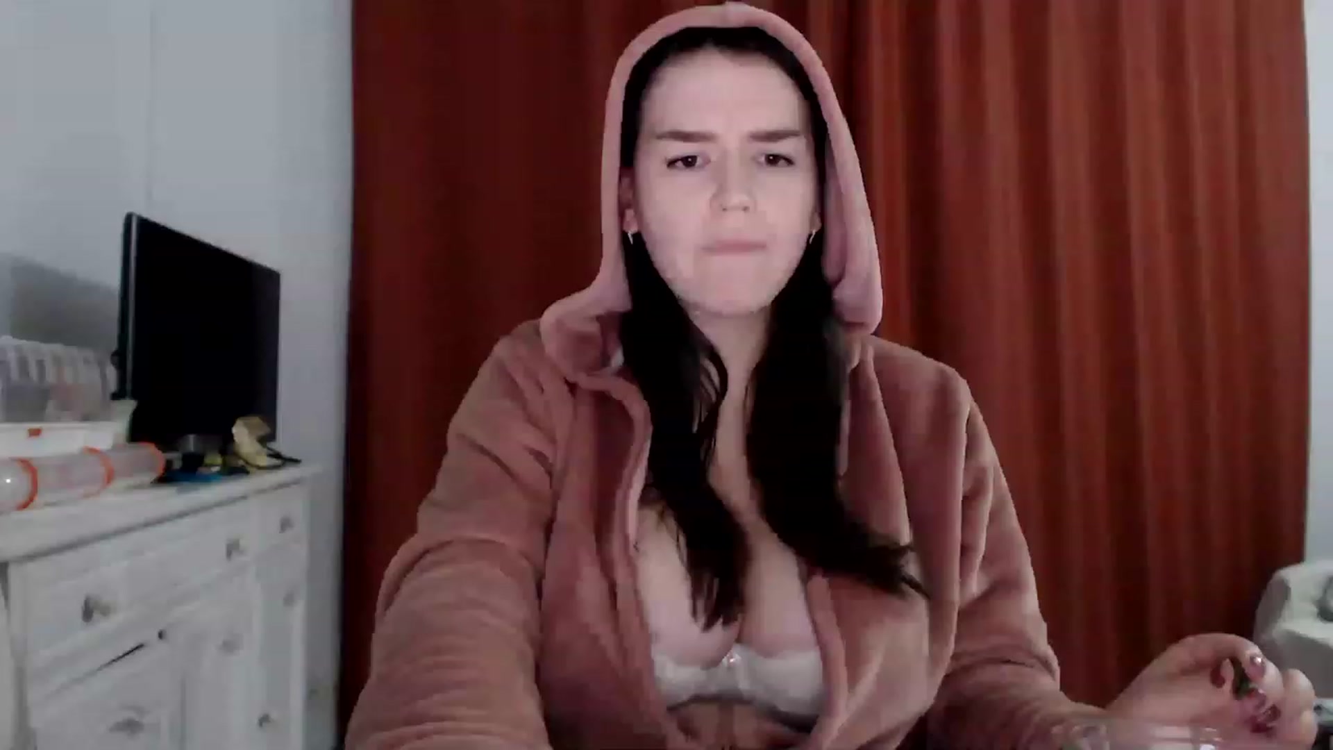 Gallery image thumbnail from Summer_Gold's myfreecams stream on, 01/05/2023, 02:14 image 7 of 20