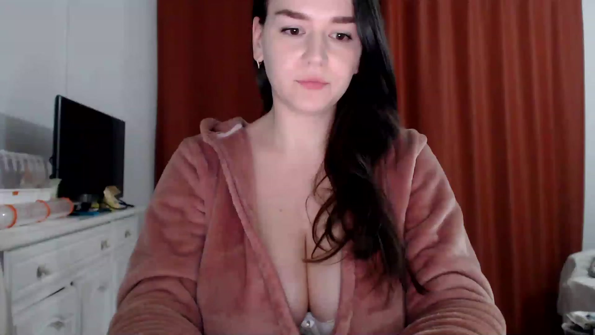 Gallery image thumbnail from Summer_Gold's myfreecams stream on, 01/05/2023, 02:14 image 12 of 20