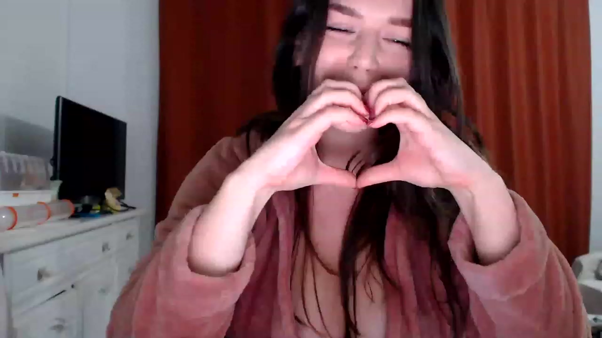 Gallery image thumbnail from Summer_Gold's myfreecams stream on, 01/05/2023, 02:14 image 13 of 20