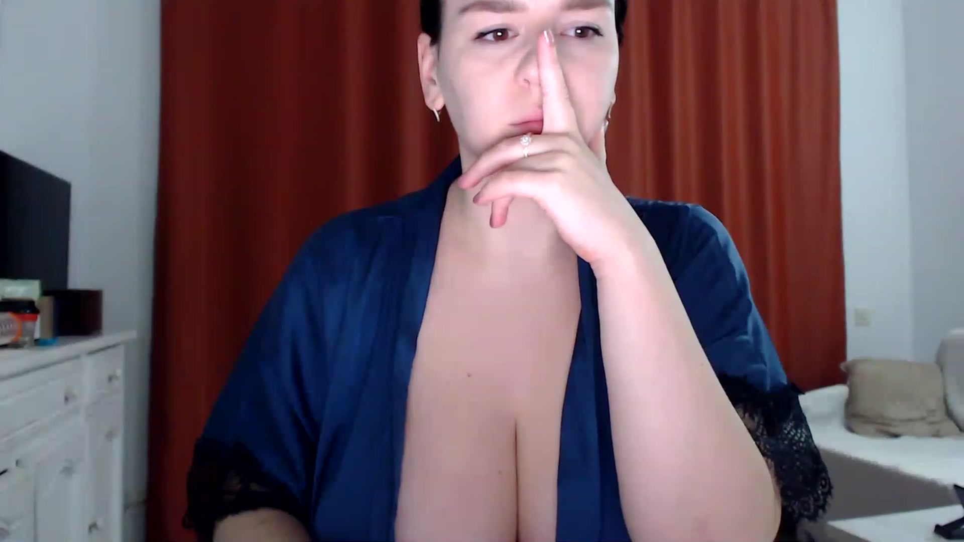Gallery image thumbnail from Summer_Gold's myfreecams stream on, 01/23/2023, 24:58 image 11 of 20