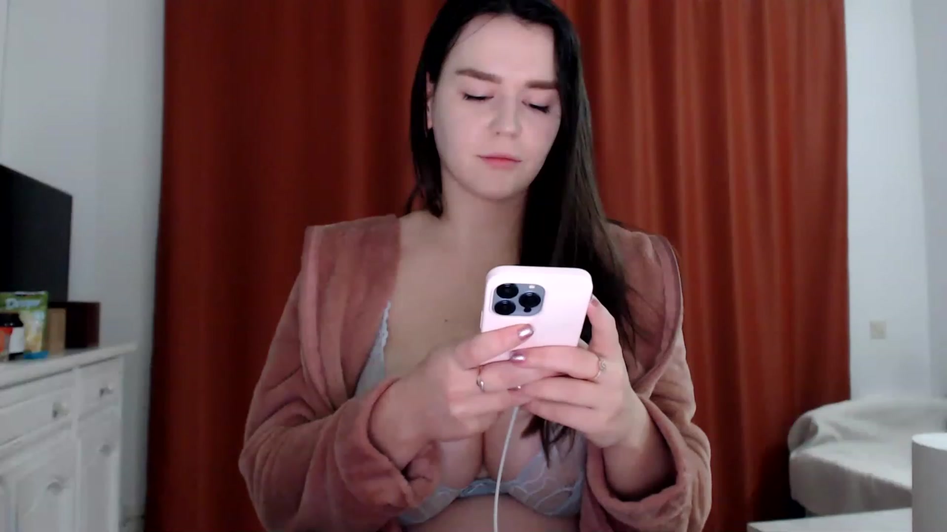 Gallery image thumbnail from Summer_Gold's myfreecams stream on, 01/26/2023, 01:07 image 10 of 20