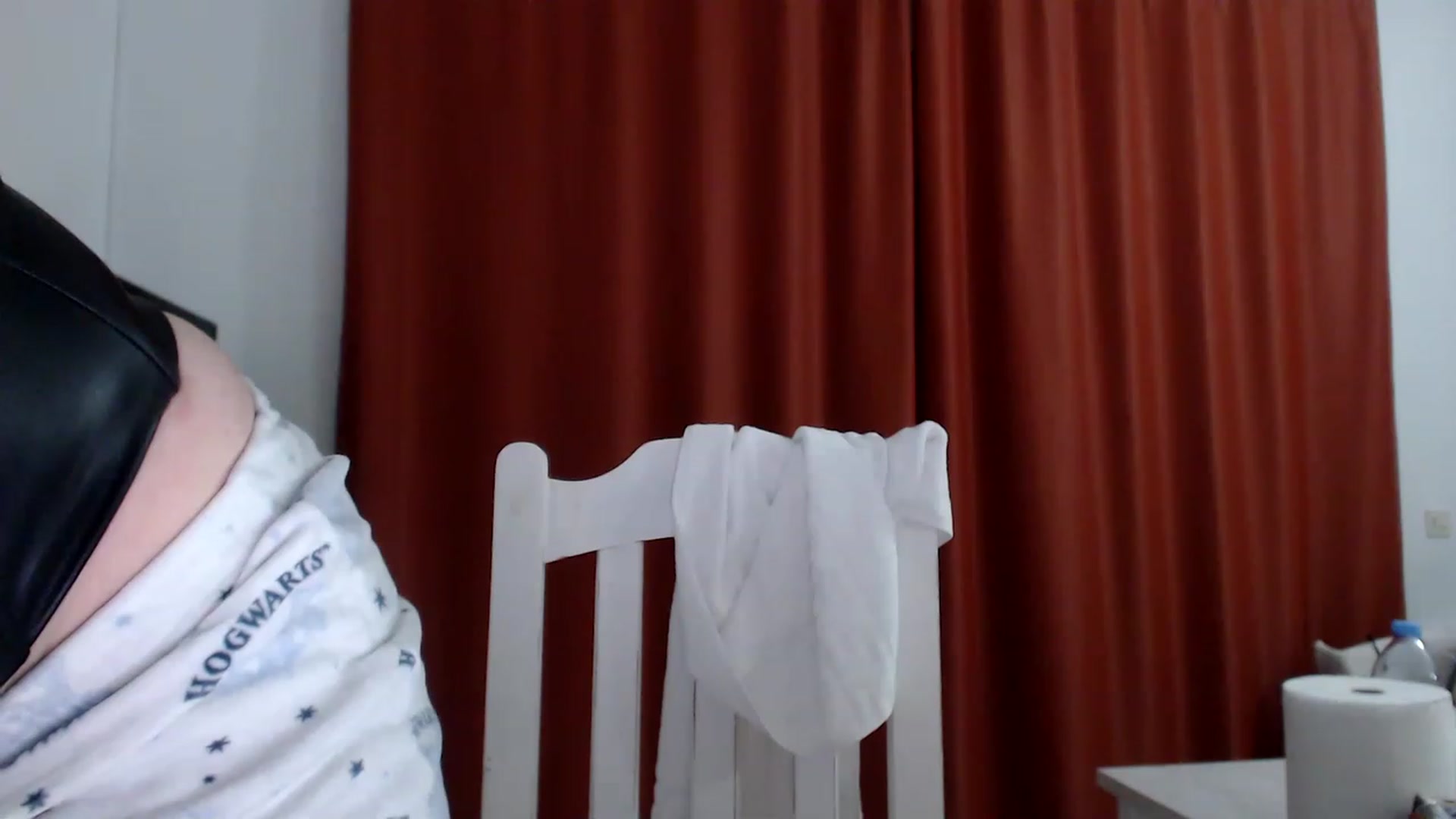 Gallery image thumbnail from Summer_Gold's myfreecams stream on, 02/01/2023, 24:29 image 18 of 20