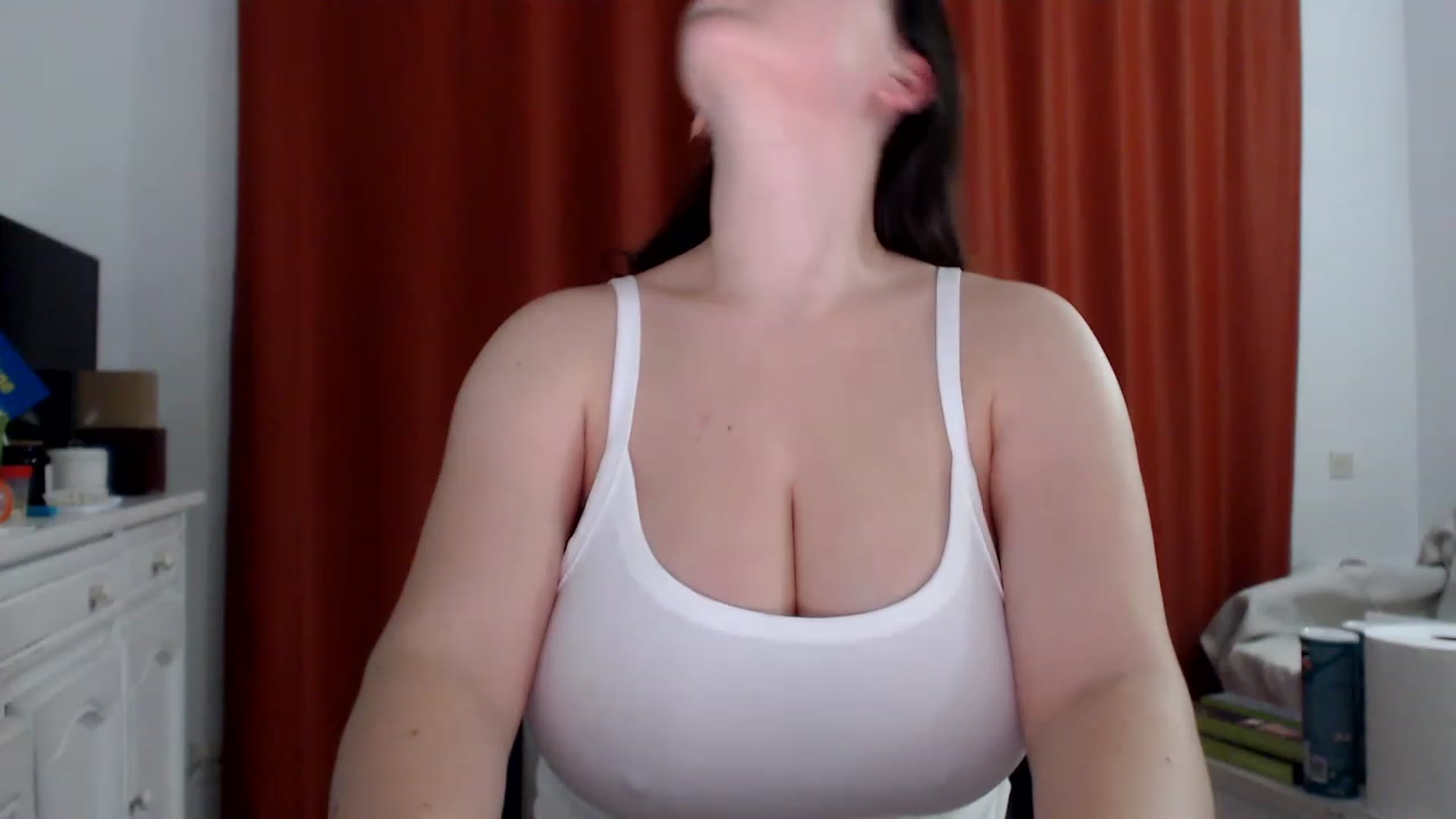 Gallery image thumbnail from Summer_Gold's myfreecams stream on, 02/06/2023, 23:55 image 11 of 20