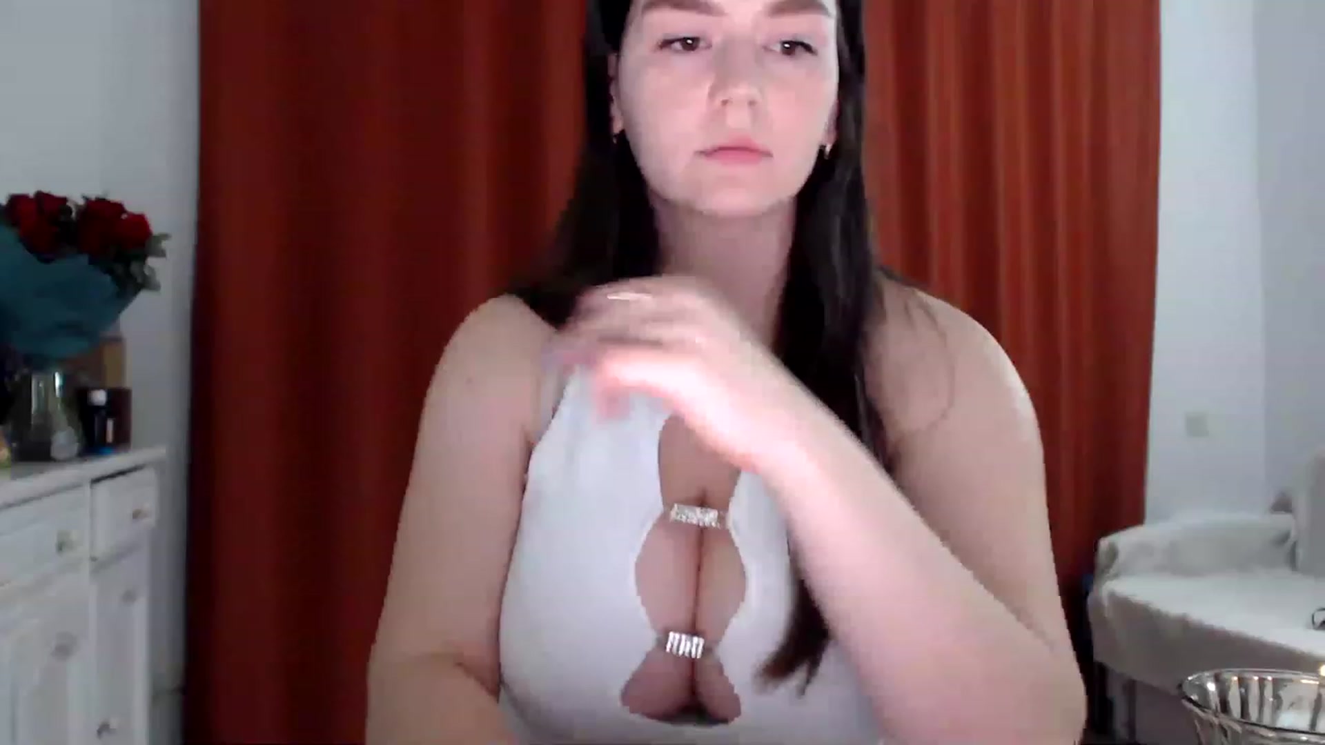 Gallery image thumbnail from Summer_Gold's myfreecams stream on, 02/20/2023, 23:20 image 1 of 20