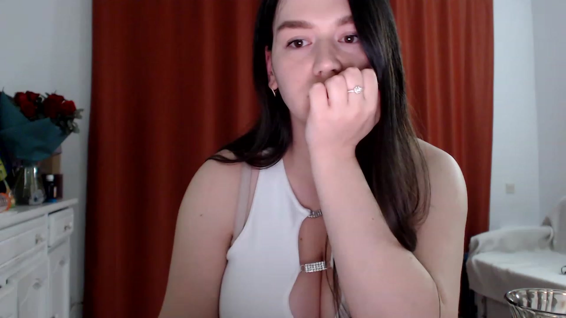 Gallery image thumbnail from Summer_Gold's myfreecams stream on, 02/20/2023, 23:20 image 17 of 20